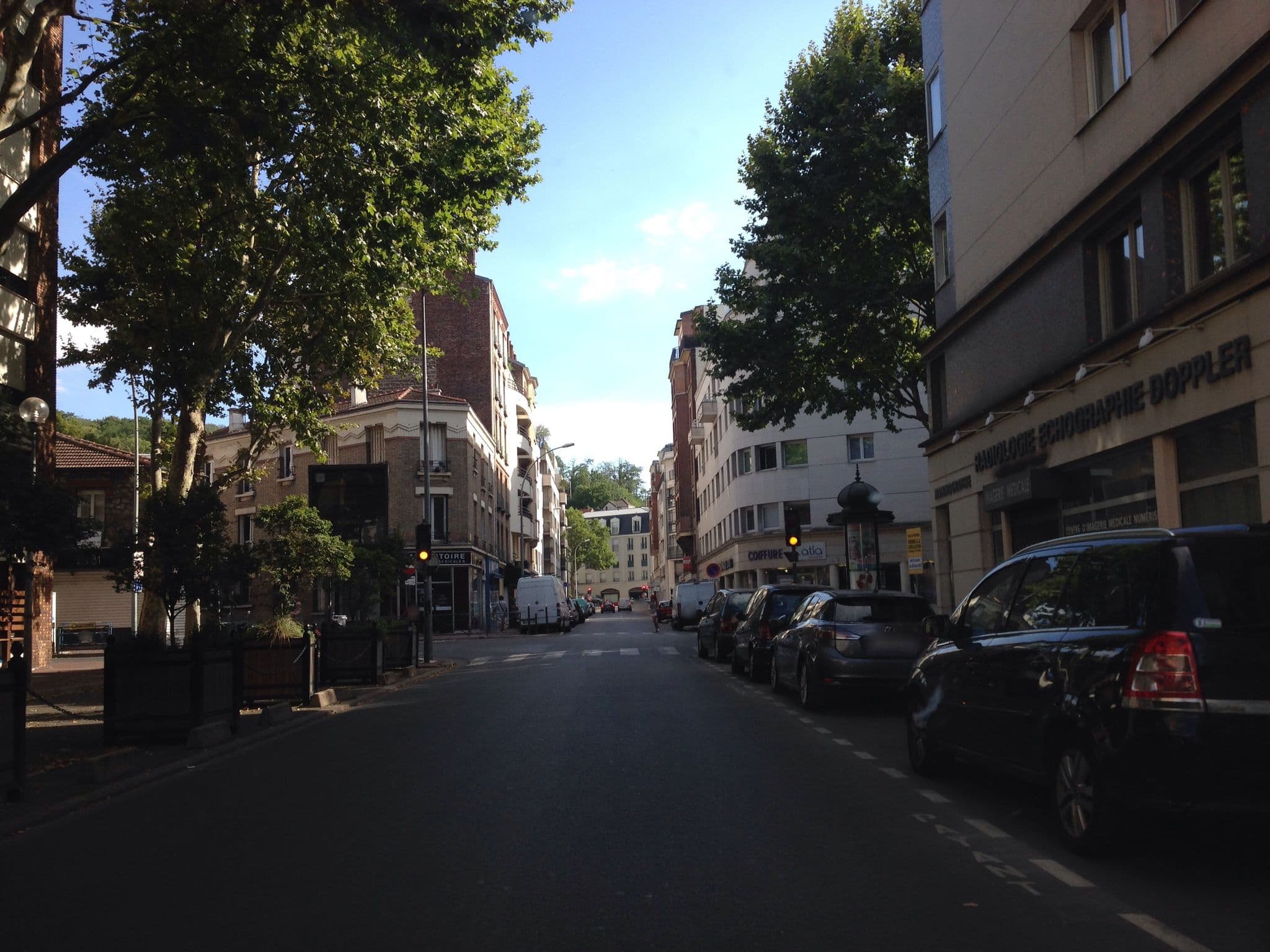 Street view near Parissy Chambre d'hôtes / Bed & Breakfast, Meudon — © gco (CC BY-SA · Mapillary)