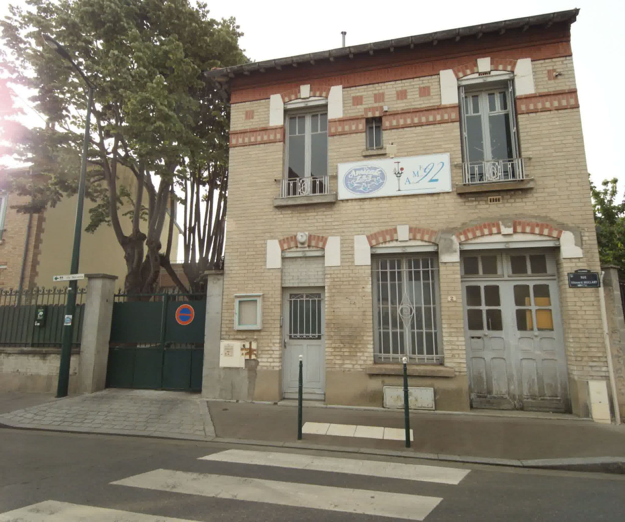 Street view near VINGT Paris - Montmartre Lepic, Colombes — © sogefi (CC BY-SA · Mapillary)