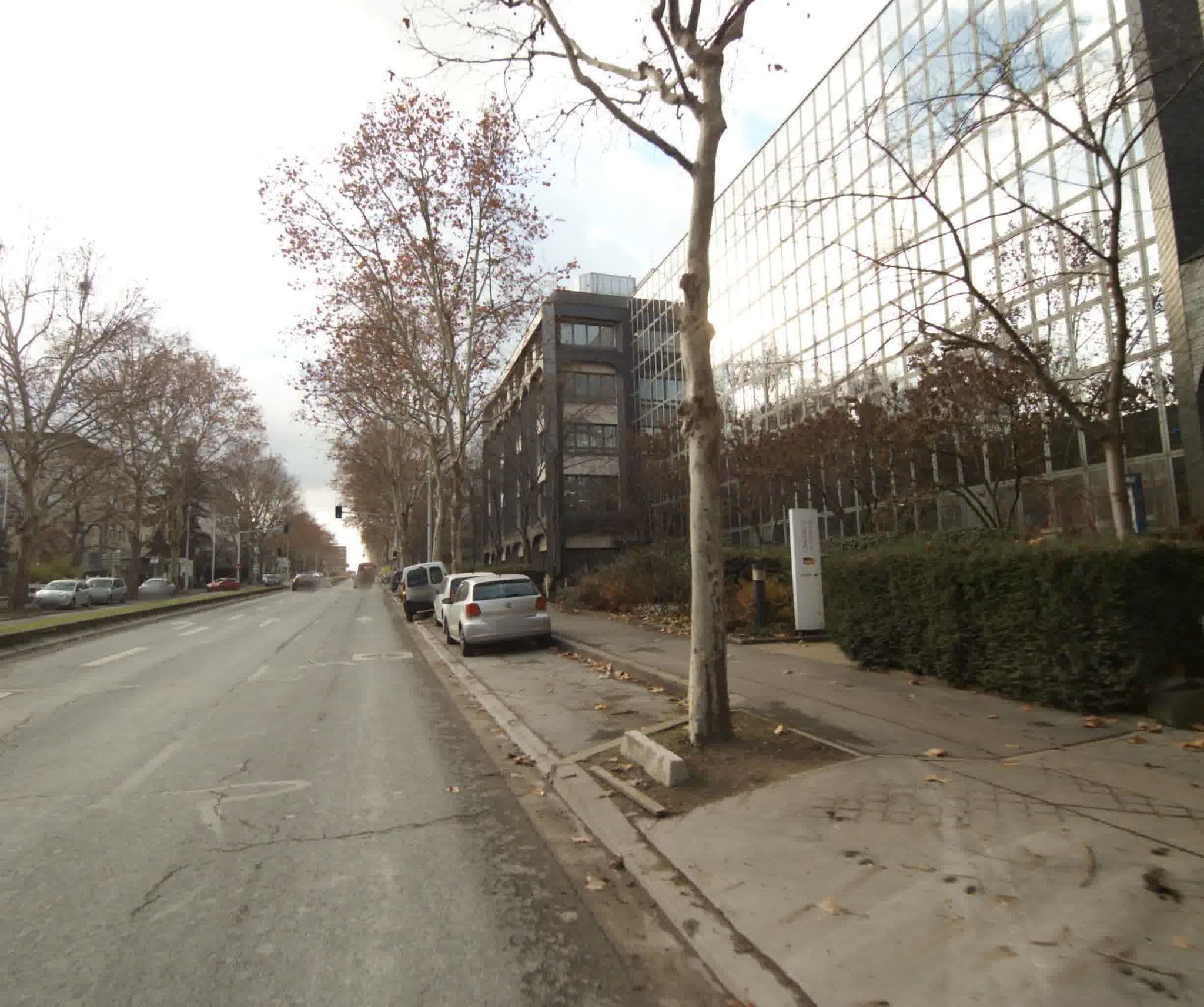 Street view near Orfea Société d'Exploitation des Residences Hotelieres Rail, La Defense — © sogefi (CC BY-SA · Mapillary)