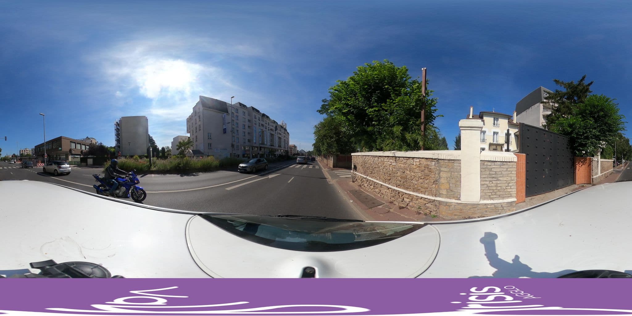 Street view near Hôtel Balladins Eaubonne, Eaubonne — © sigCAVP (CC BY-SA · Mapillary)