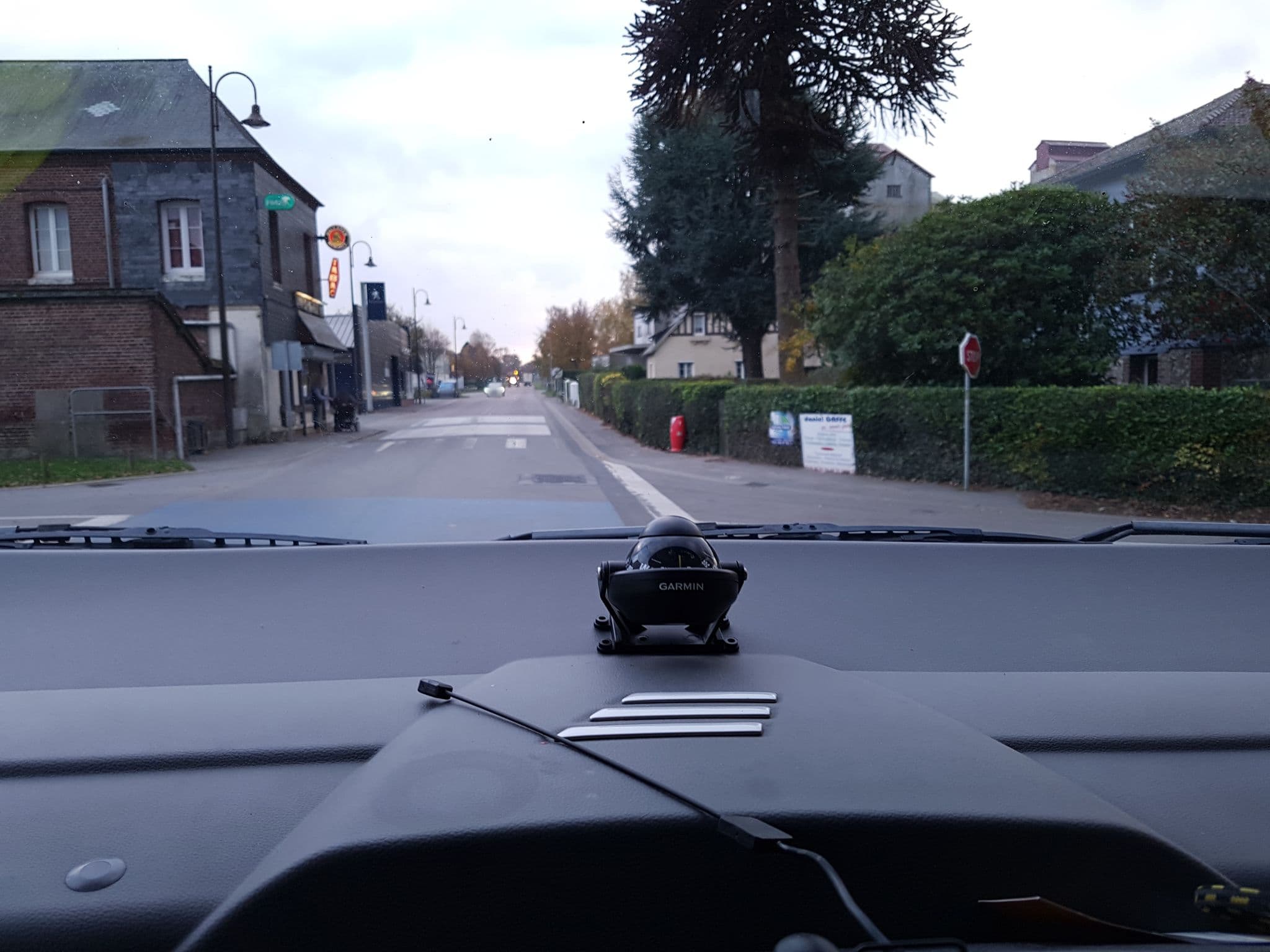 Street view near Boutard Sandrine, Luneray — © bernardvoyageur (CC BY-SA · Mapillary)