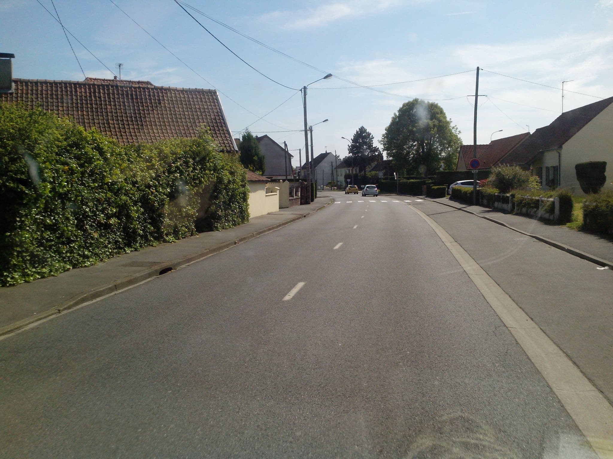 Street view near Place Georges la Pontoise, Cucq — © hamlet (CC BY-SA · Mapillary)