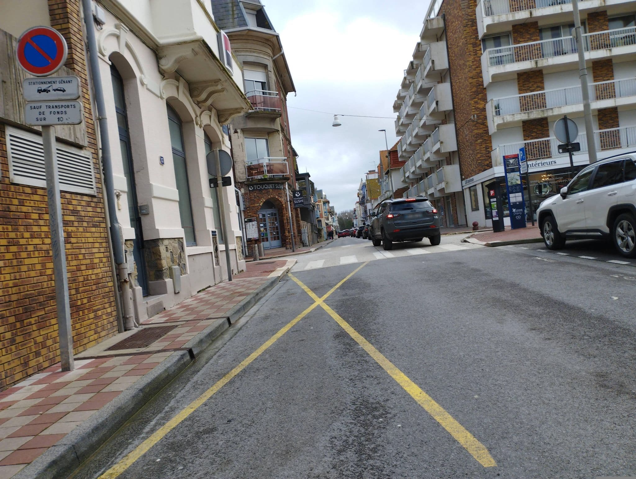 Street view near Studio 5 Paris, Le Touquet-Paris-Plage — © kritic (CC BY-SA · Mapillary)