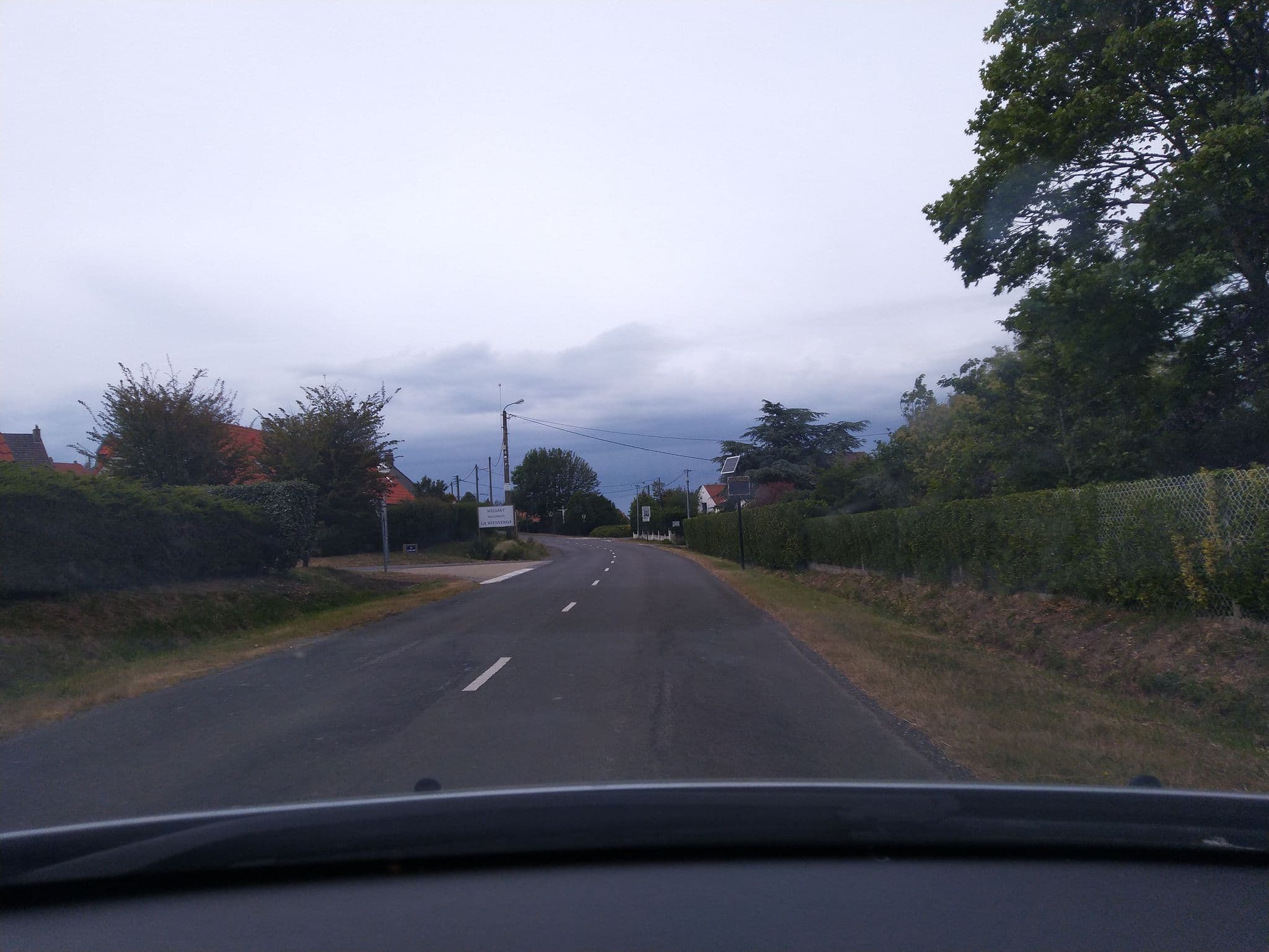 Street view near L'Ecume de Mer, Wissant — © plumf (CC BY-SA · Mapillary)