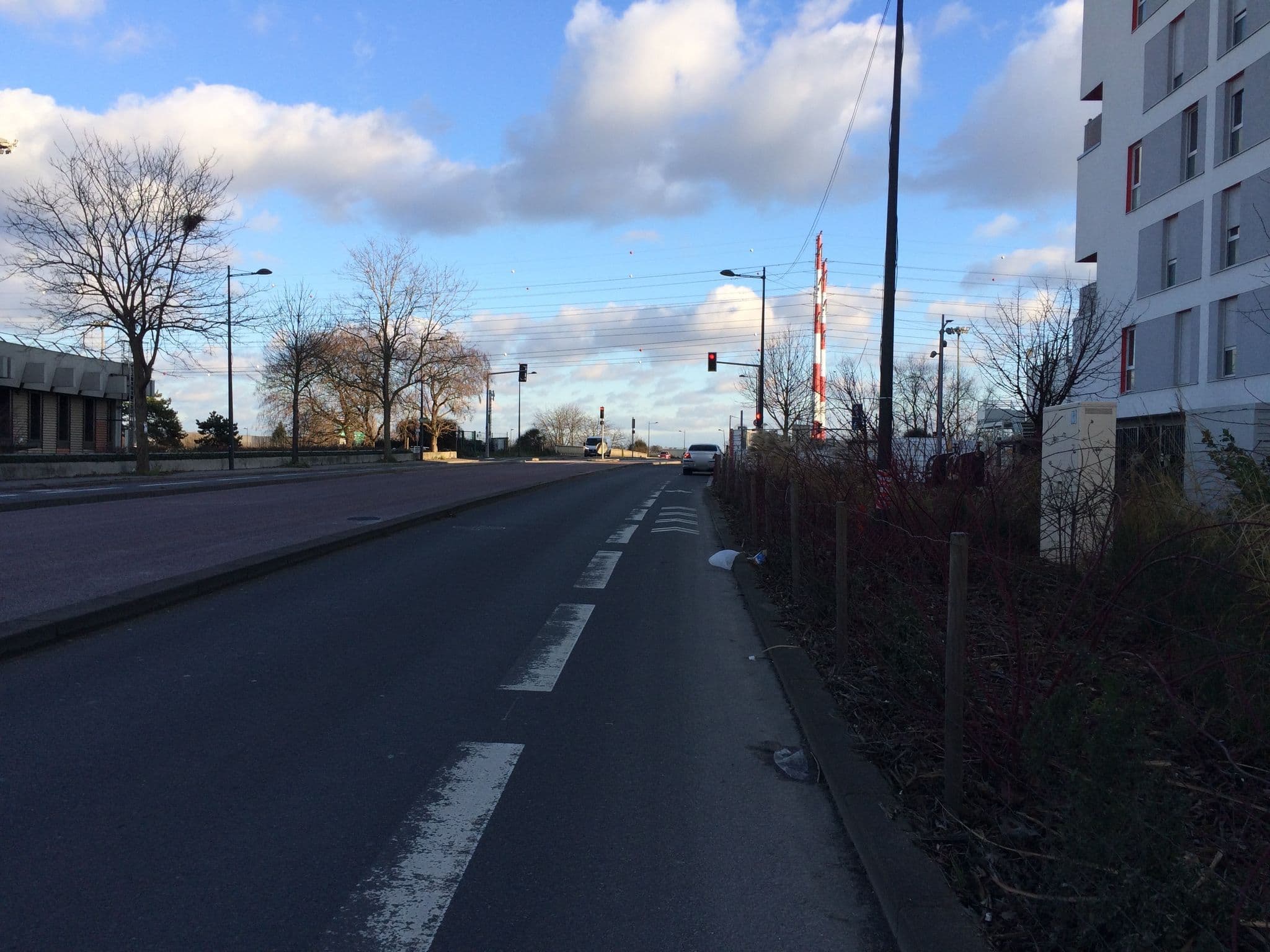 Street view near as hoteles spanje, Fresnes — © josmougn (CC BY-SA · Mapillary)