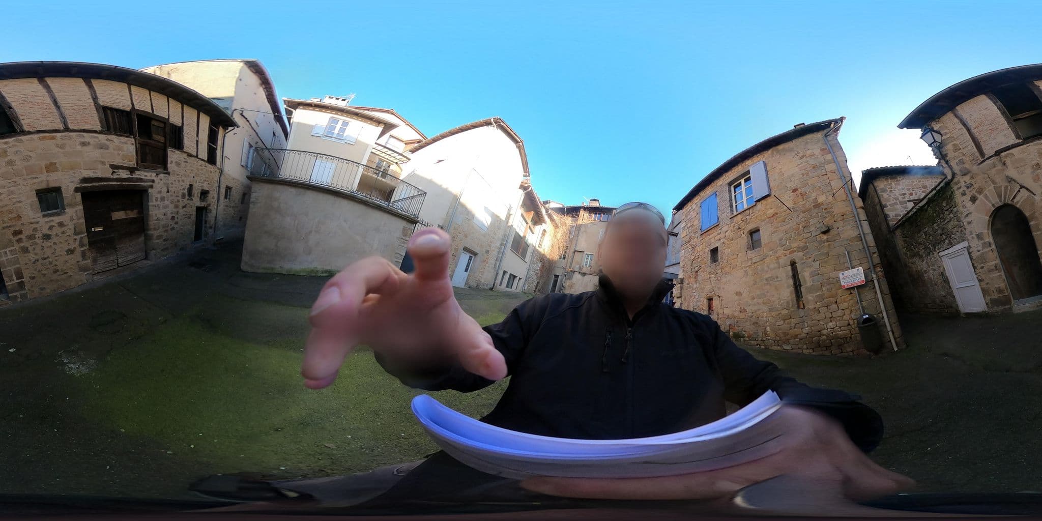 Street view near Mercure Figeac Viguier du Roy, Figeac — © sogefi (CC BY-SA · Mapillary)