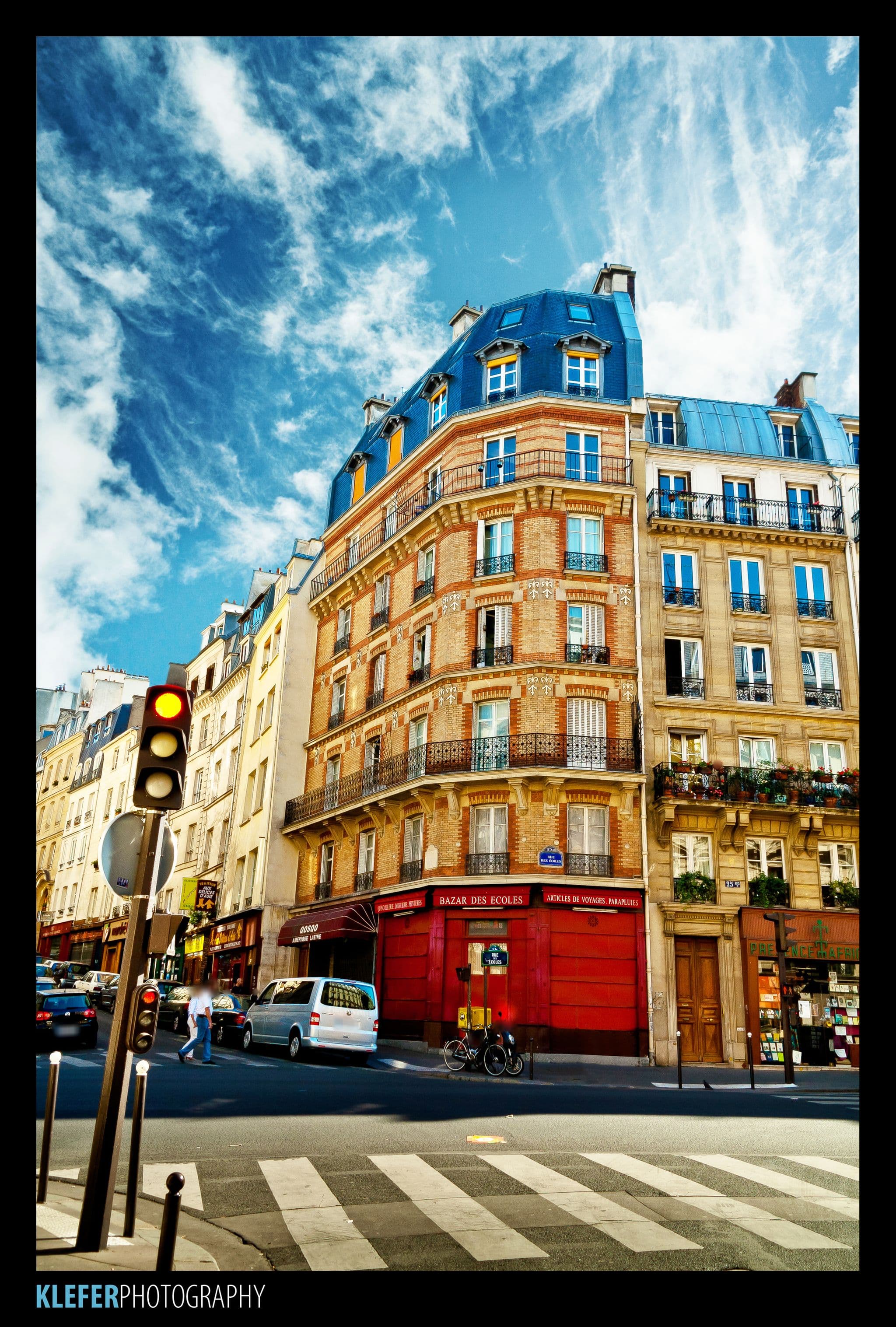 Street view near Hôtel du Commerce, Paris 05 Panthéon — © klefer (CC BY-SA · Mapillary)
