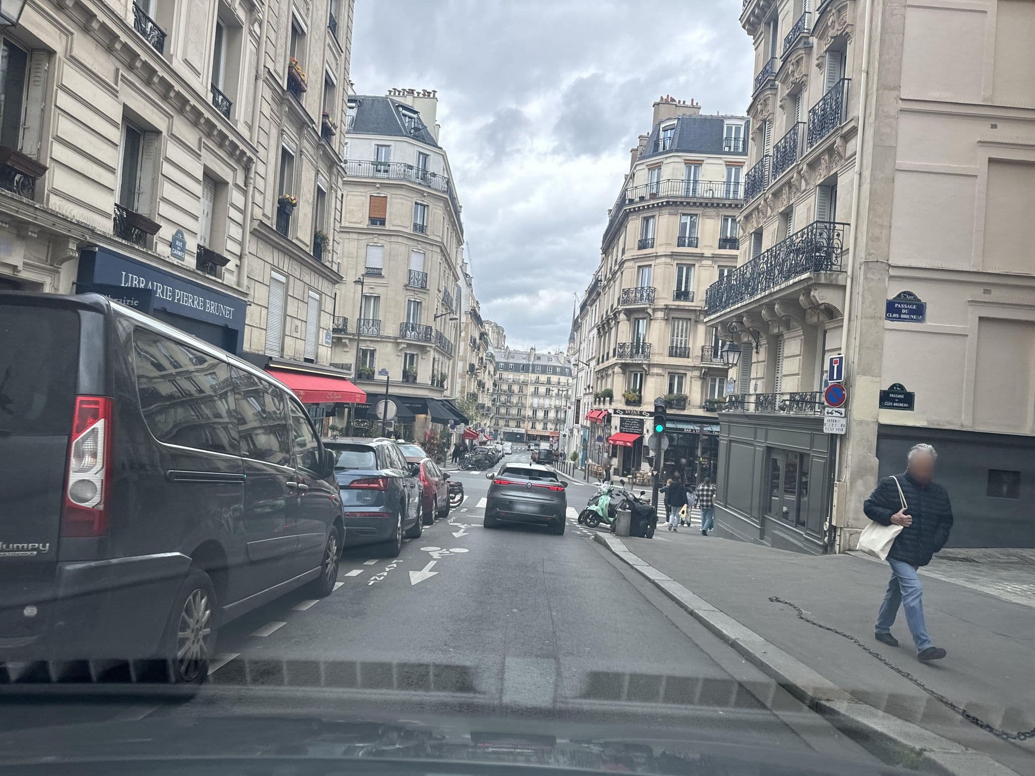 Street view near Hotel Jean-Jacques, Paris 05 Panthéon — © jerome92370 (CC BY-SA · Mapillary)