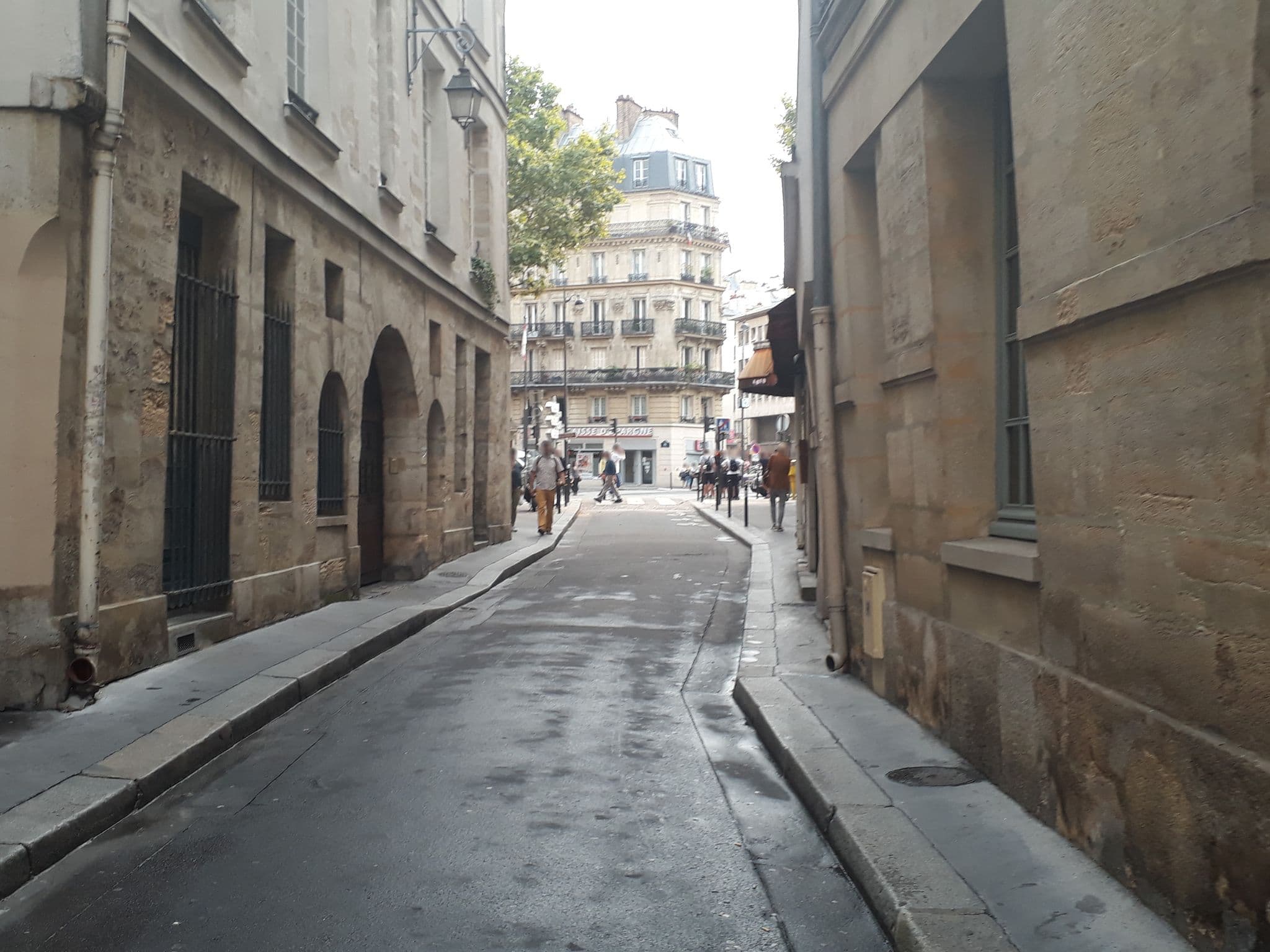 Street view near La Maison d'Anne, Paris — © mapillarymatt (CC BY-SA · Mapillary)