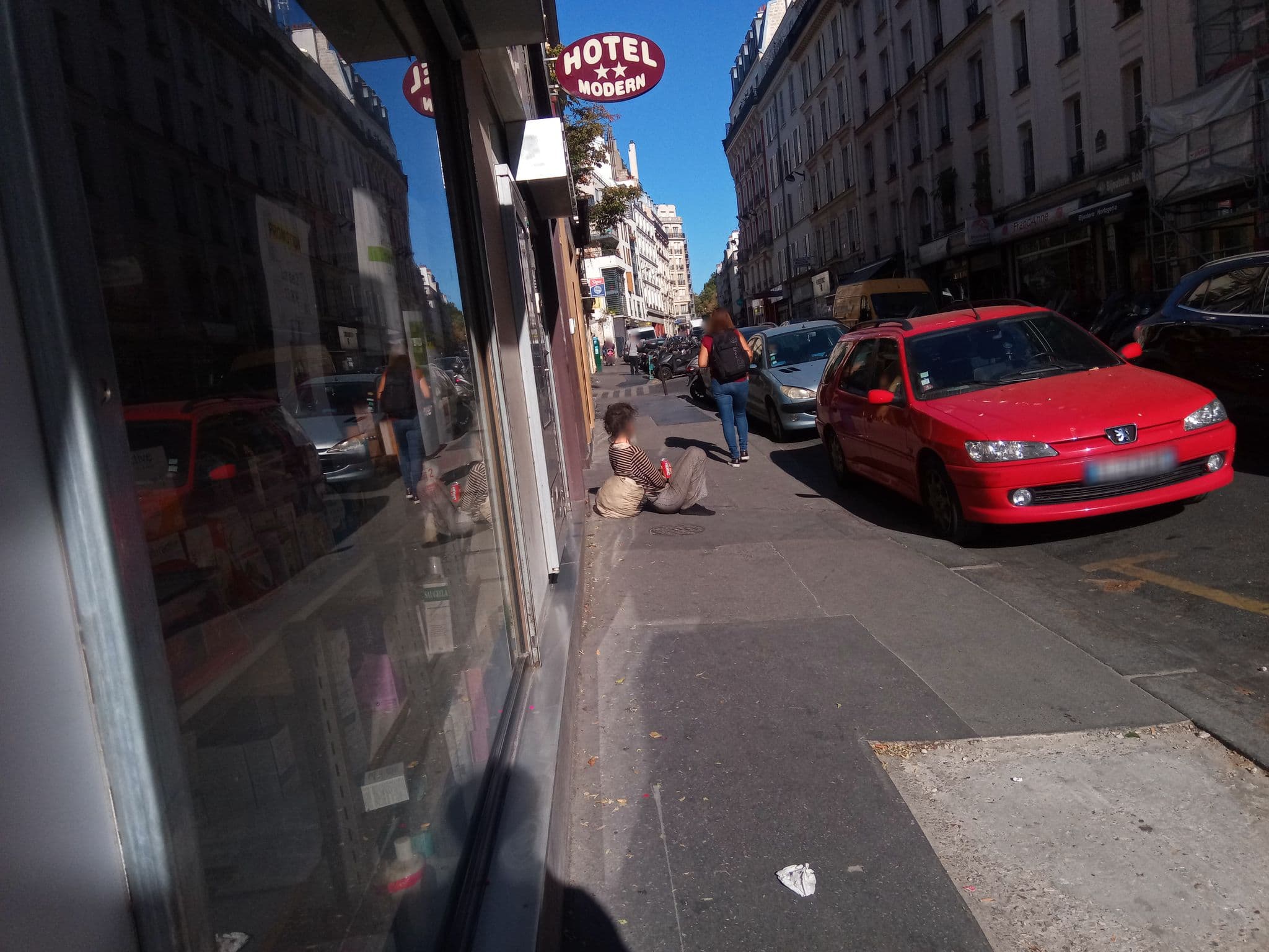 Street view near Waytostay, Roquette — © victuallers (CC BY-SA · Mapillary)