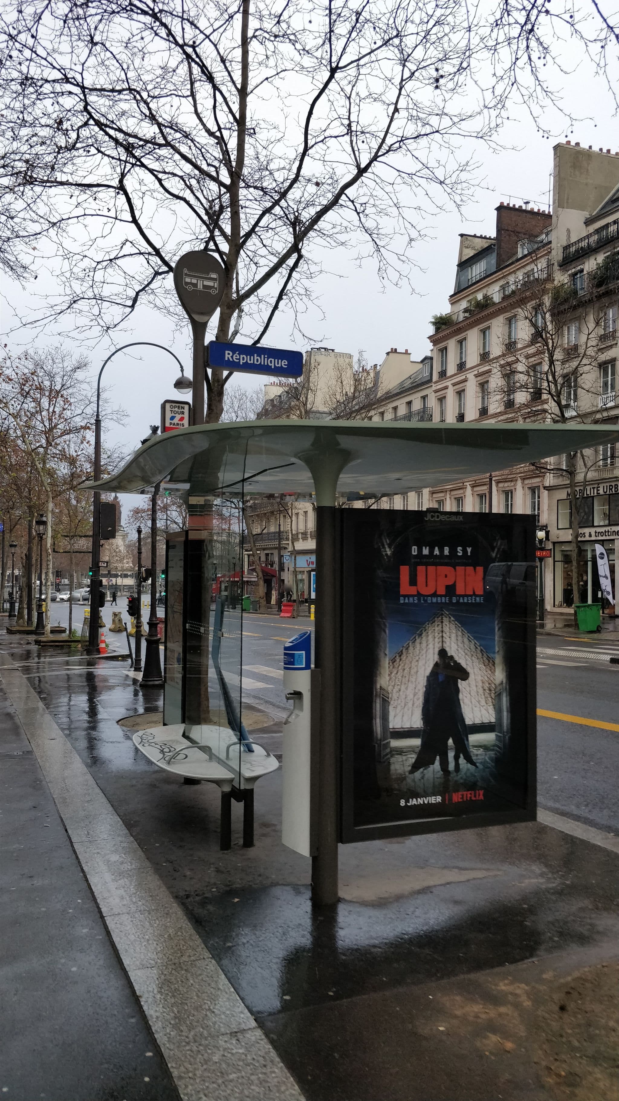 Street view near Airbnb Republique, Porte Saint-Martin — © overflorian (CC BY-SA · Mapillary)