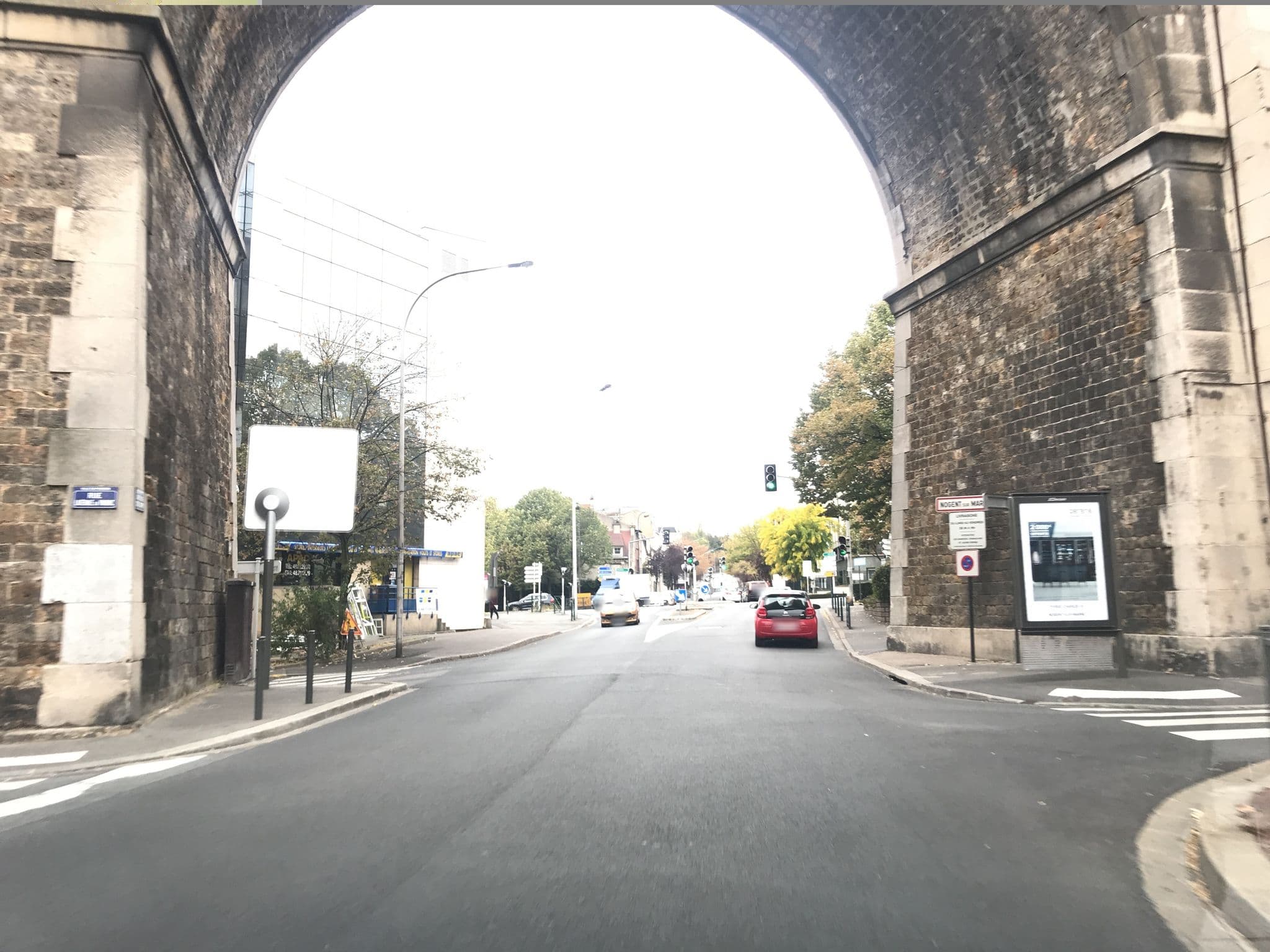 Street view near Au Panier Fleuri, Nogent-sur-Marne — © unmap (CC BY-SA · Mapillary)