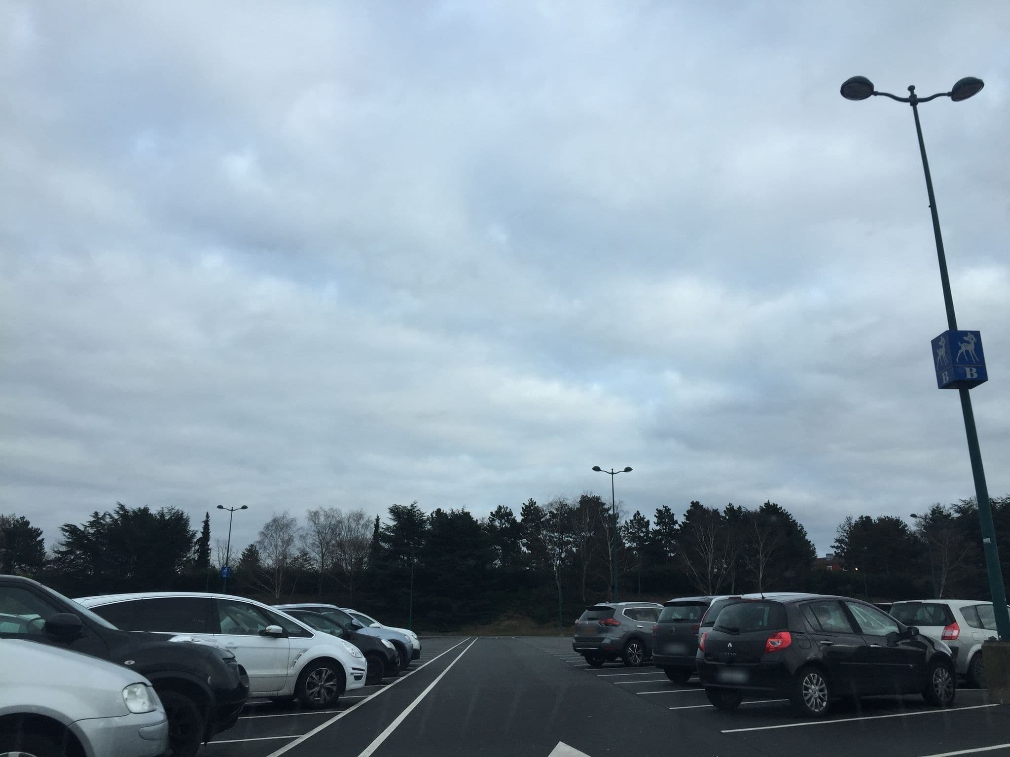 Street view near room 1740, Chessy — © timcouwelier (CC BY-SA · Mapillary)
