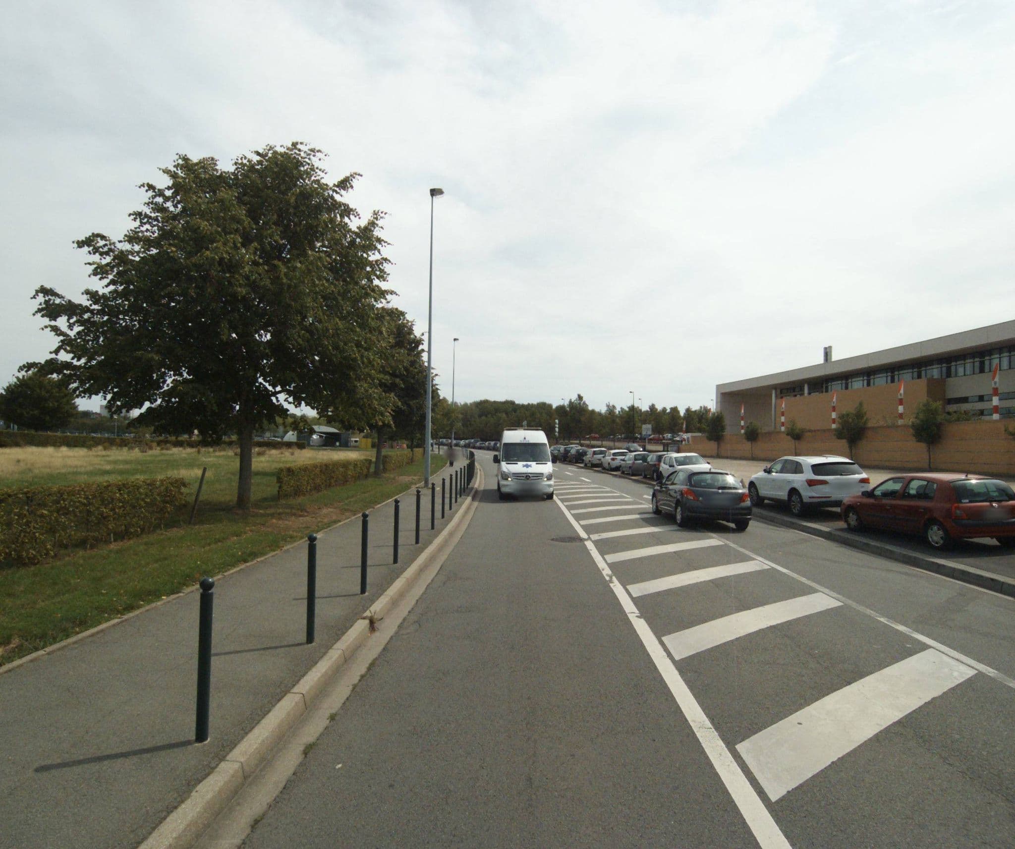 Street view near Centre Regional Oeuvres Univ Scolaires, Loos — © melimmergis (CC BY-SA · Mapillary)