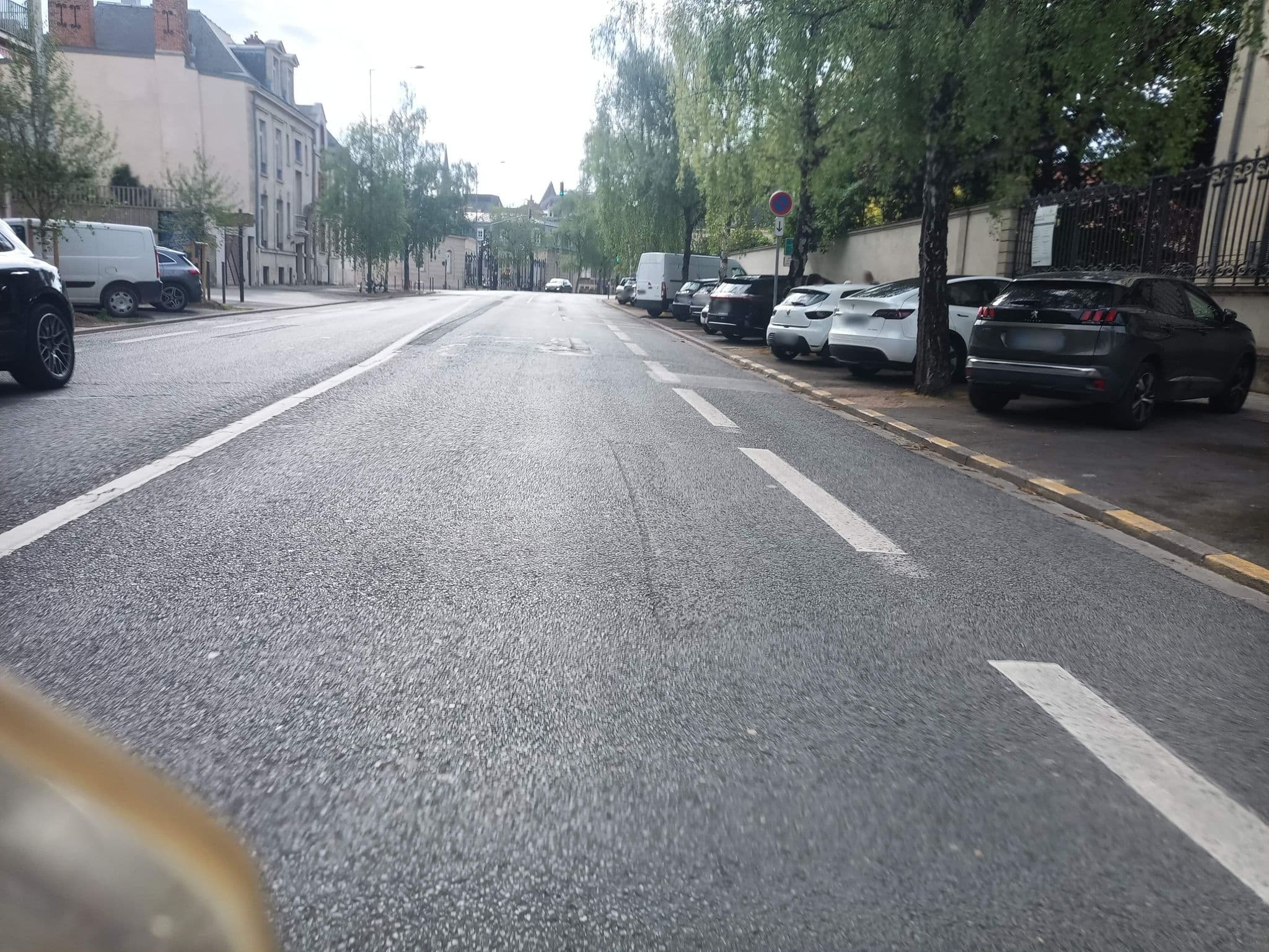 Street view near Herialk, Reims — © connermacleod69 (CC BY-SA · Mapillary)