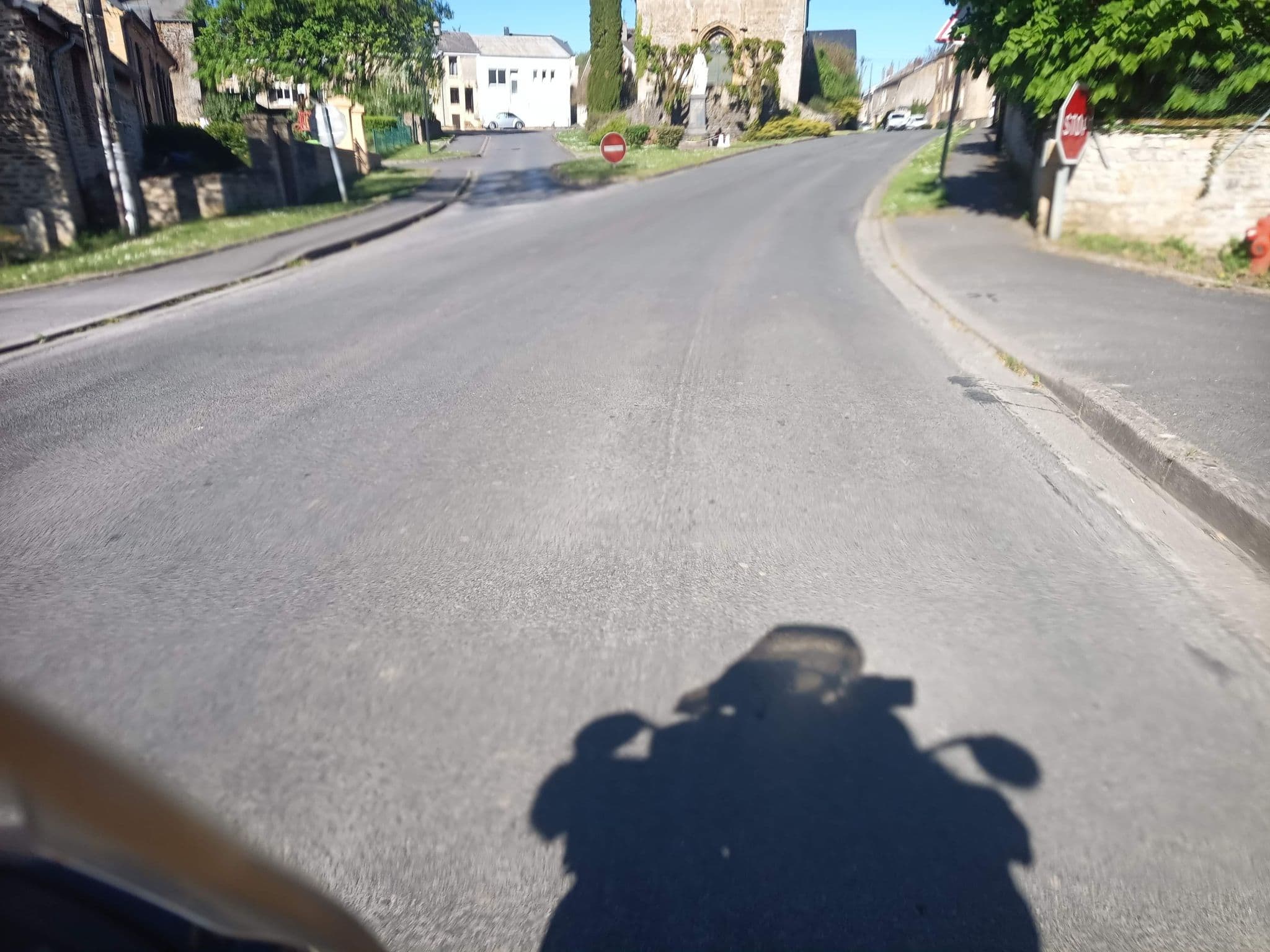 Street view near Le Petit Château, Renwez — © connermacleod69 (CC BY-SA · Mapillary)