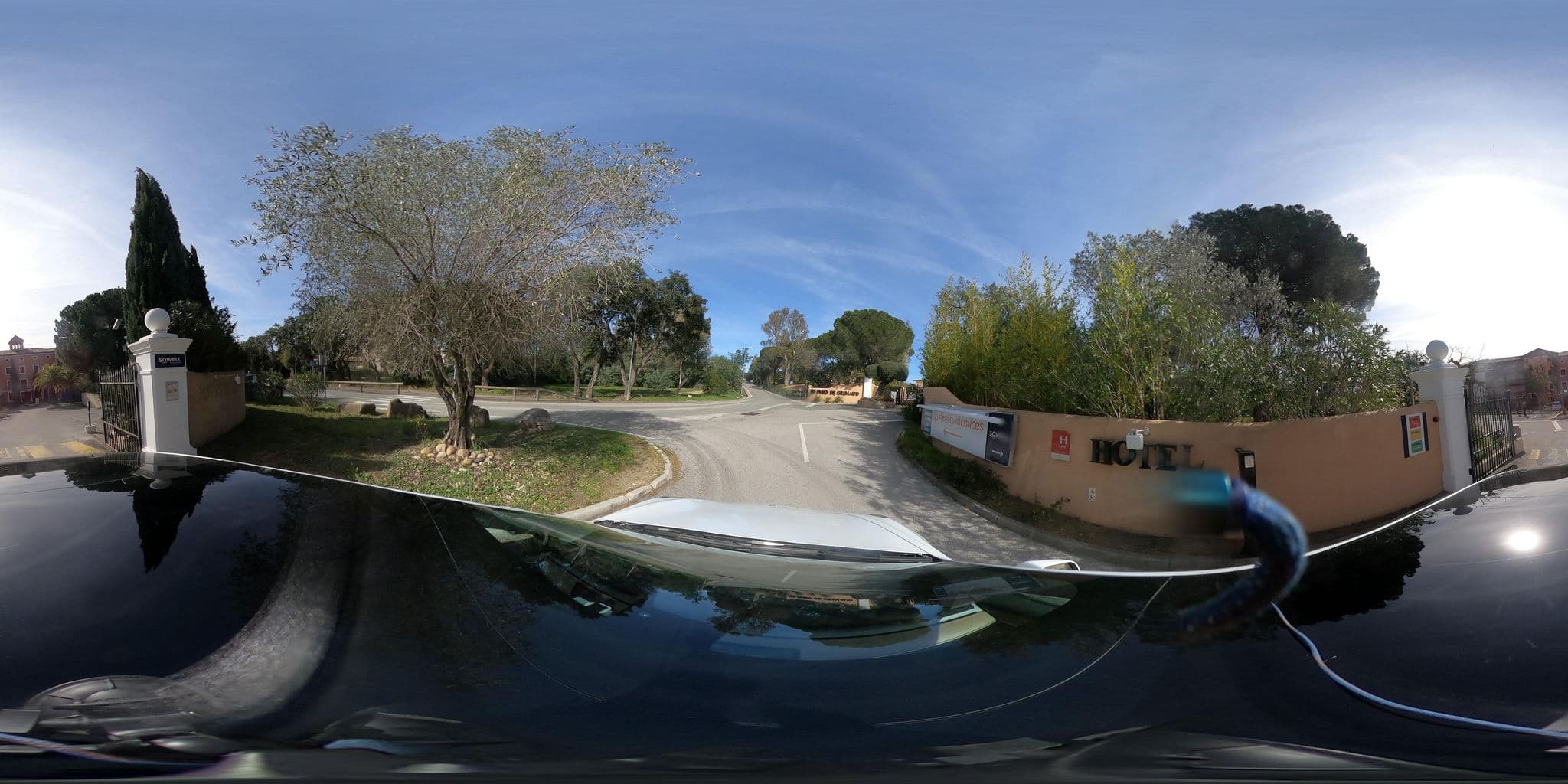 Street view near Pierre & Vacances Les Parcs de Grimaud, Grimaud — © sogefi (CC BY-SA · Mapillary)