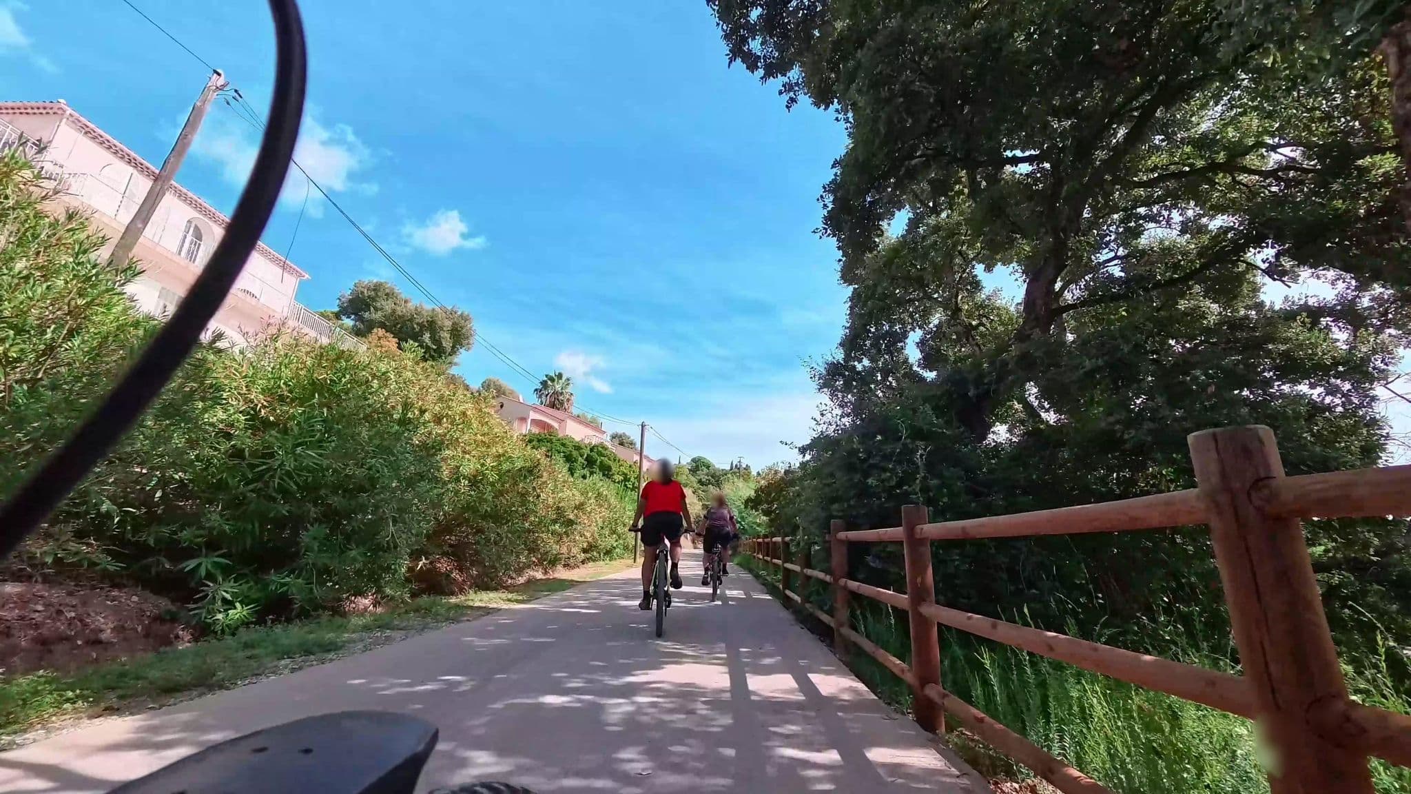 Street view near Villa du Plageron, Cavalaire-sur-Mer — © voyage-hors-saison (CC BY-SA · Mapillary)
