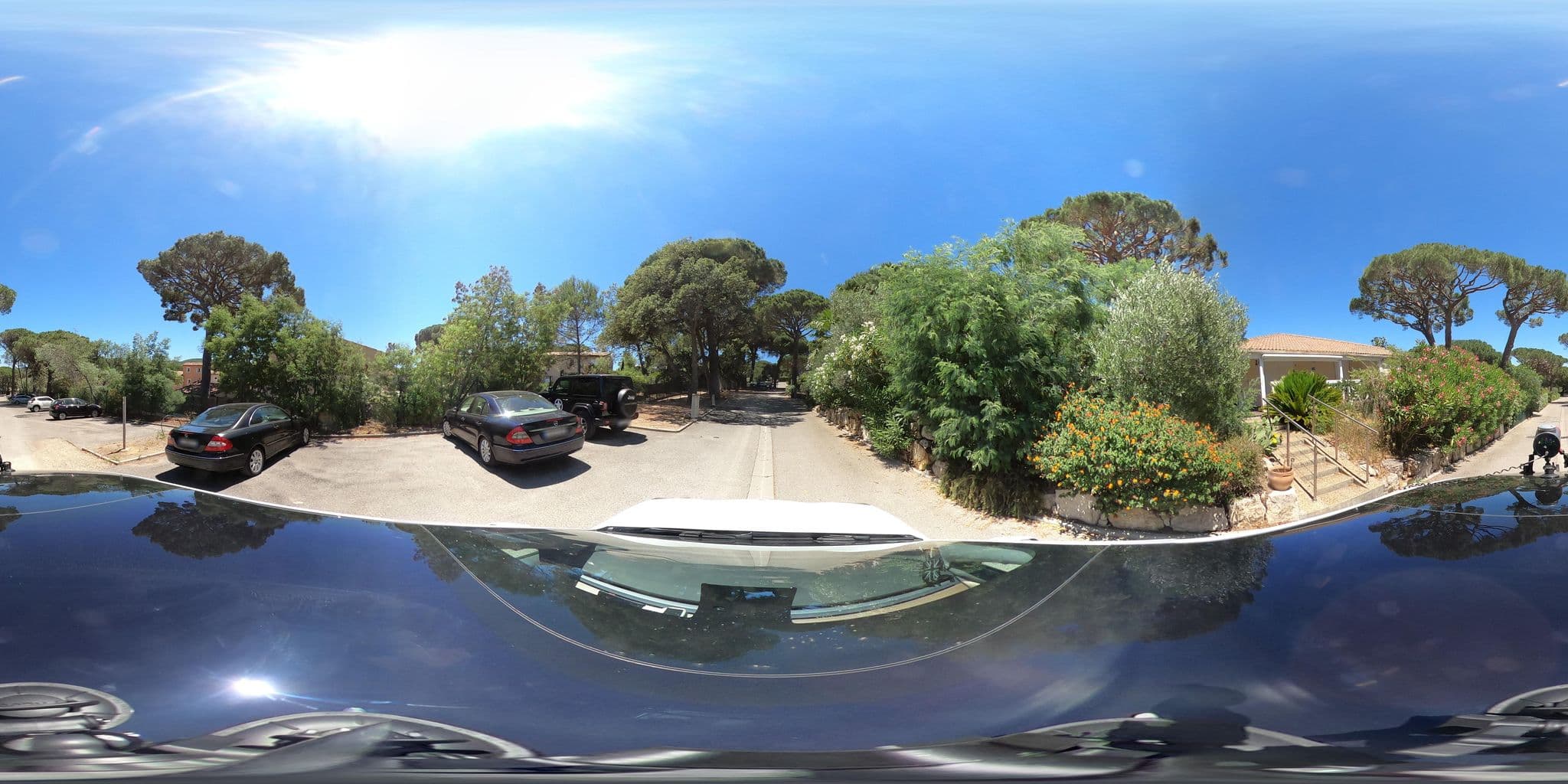 Street view near Les Parcs de Gassin, Gassin — © sogefi (CC BY-SA · Mapillary)