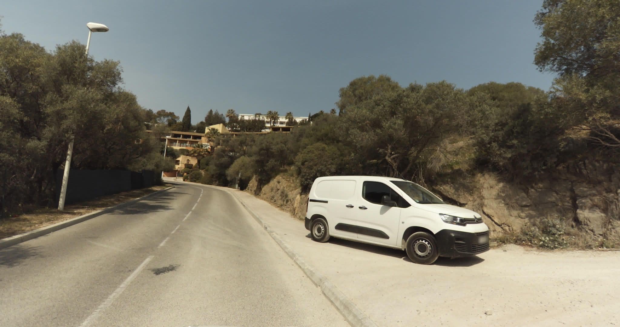 Street view near Superbe Duplex 35m2 vue mer avec piscine, Bormes-les-Mimosas — © sogefi (CC BY-SA · Mapillary)