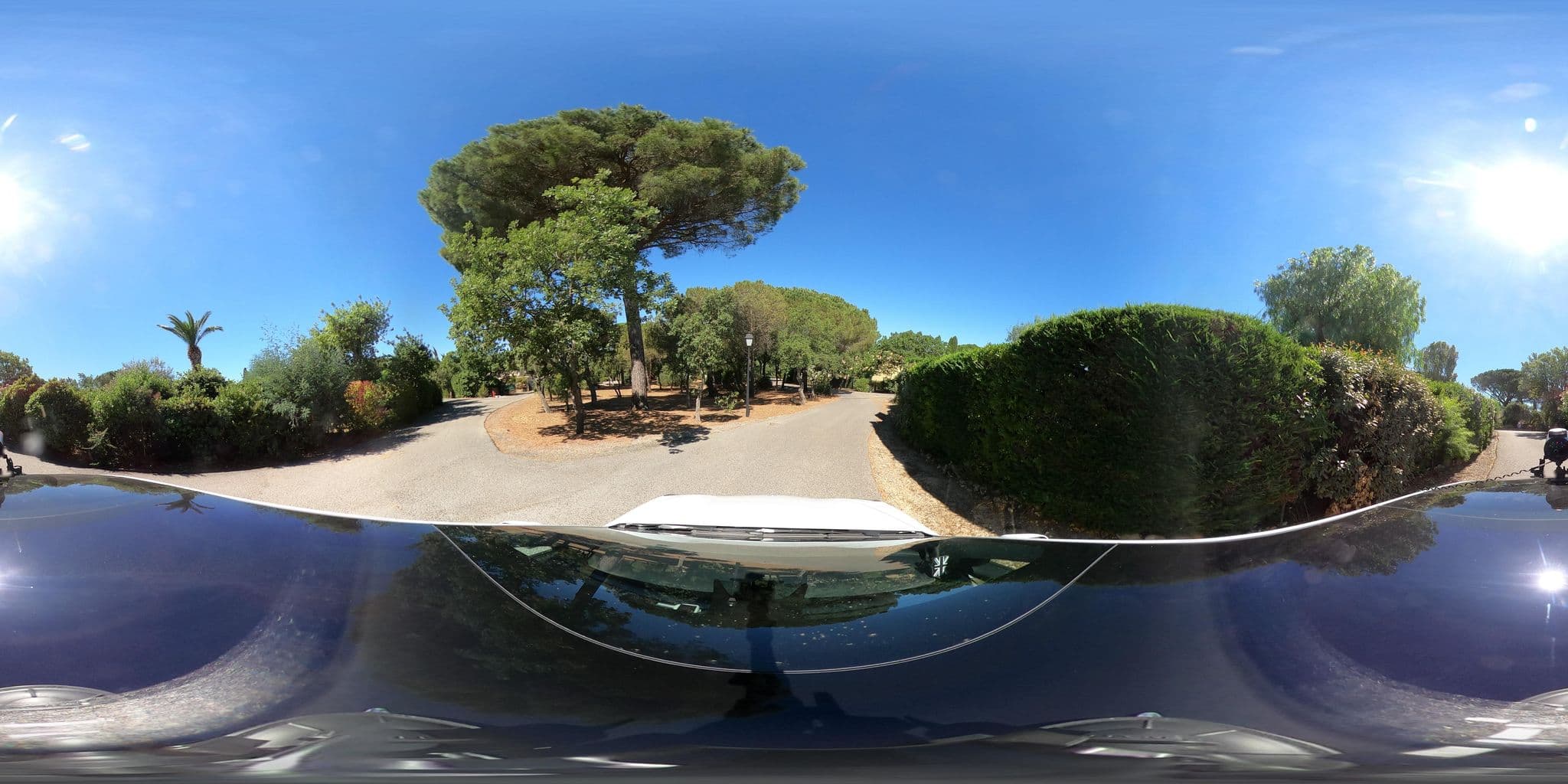 Street view near domaine des mésanges, Gassin — © sogefi (CC BY-SA · Mapillary)