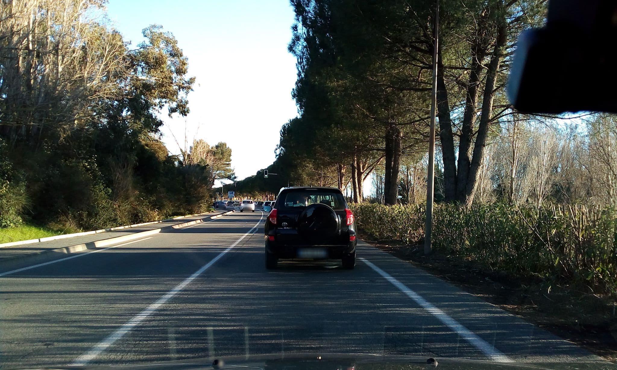 Street view near Restaurant Hôtel Kyriad Essadaire Gérant Fréjus, Fréjus — © eric_s (CC BY-SA · Mapillary)