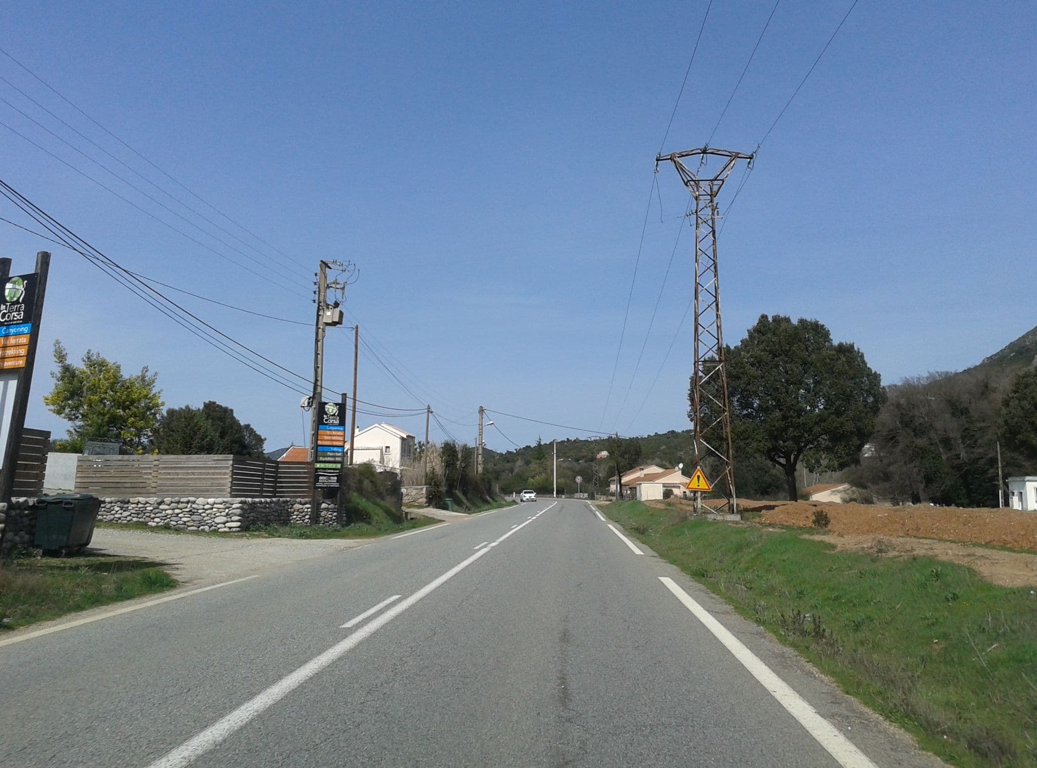Street view near Hôtel Ecolodge Ascosa Aventure, Morosaglia — © momix (CC BY-SA · Mapillary)