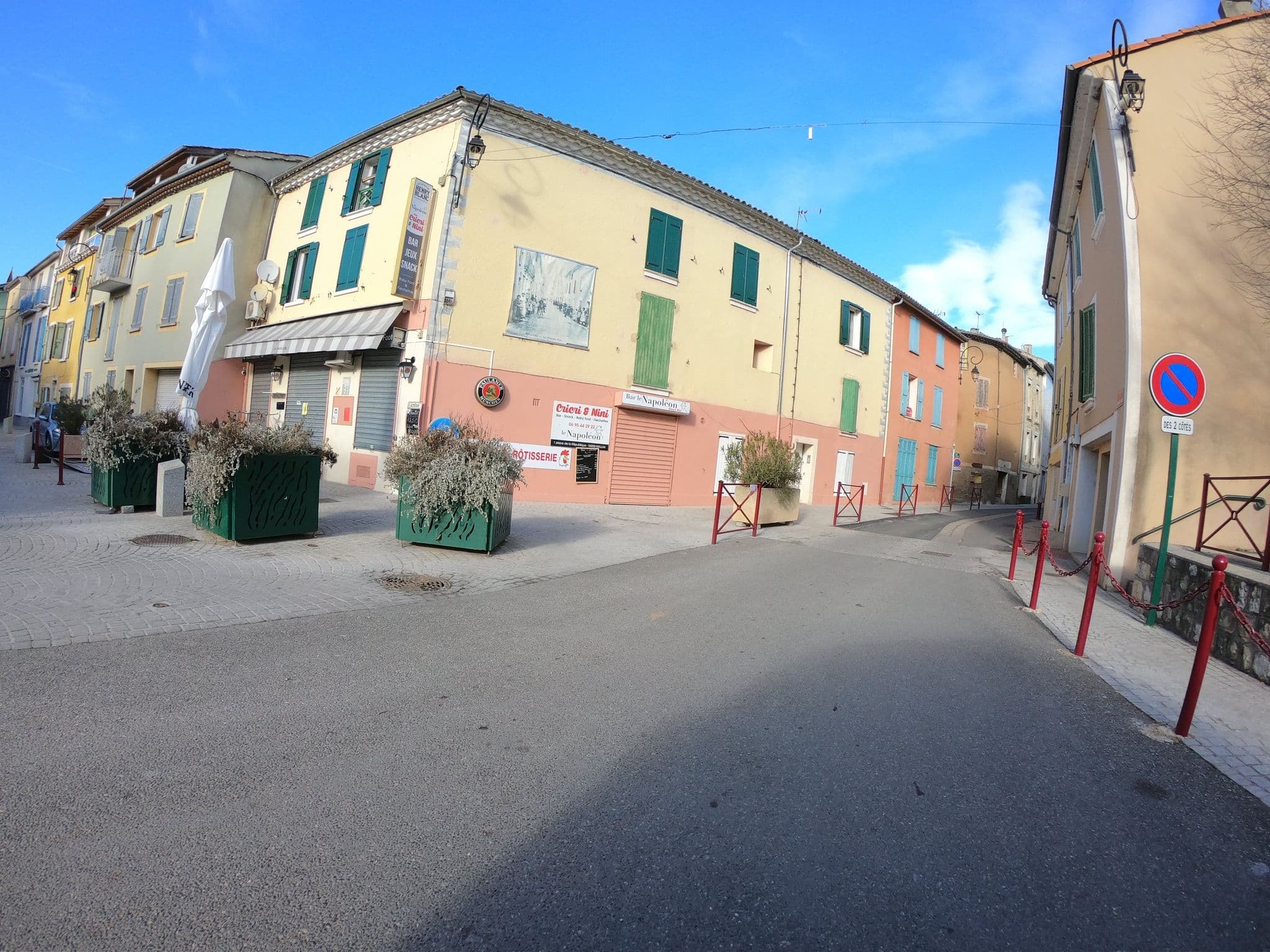 Street view near Le Napoléon Snack, Malijai — © joostjakob (CC BY-SA · Mapillary)