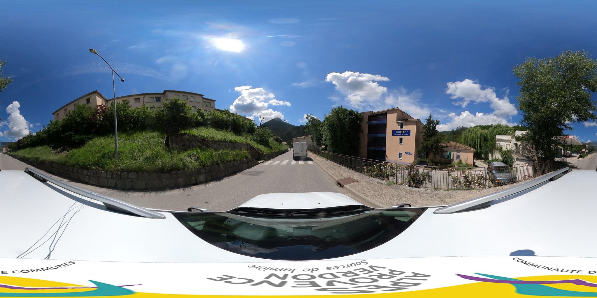 Street view near Studi Hotel Les Canyons du Verdon, Annot — © ccapv_germain (CC BY-SA · Mapillary)