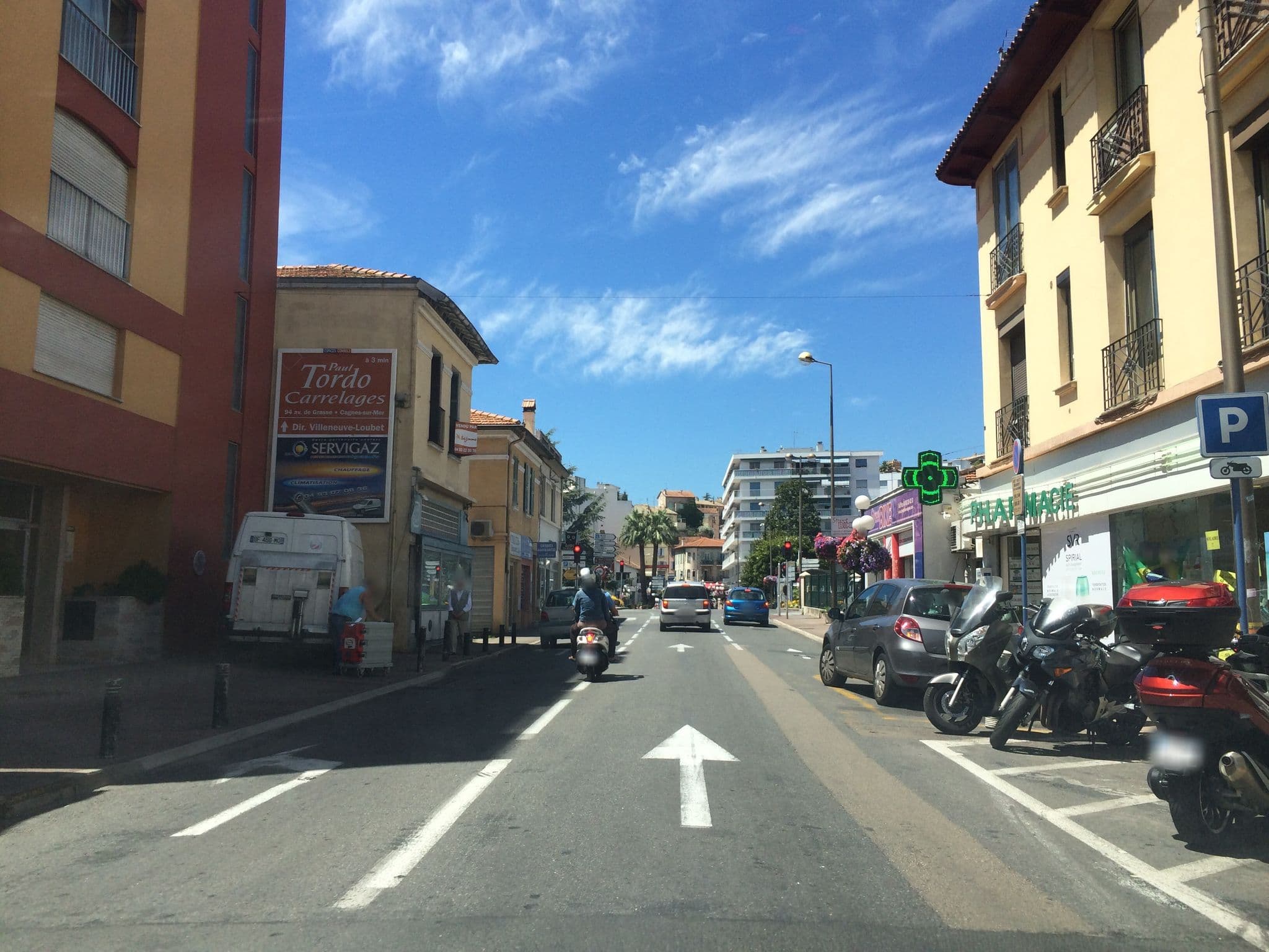 Street view near Hotel Indigo Cagnes-sur-Mer, Cagnes-sur-Mer — © jesolem (CC BY-SA · Mapillary)