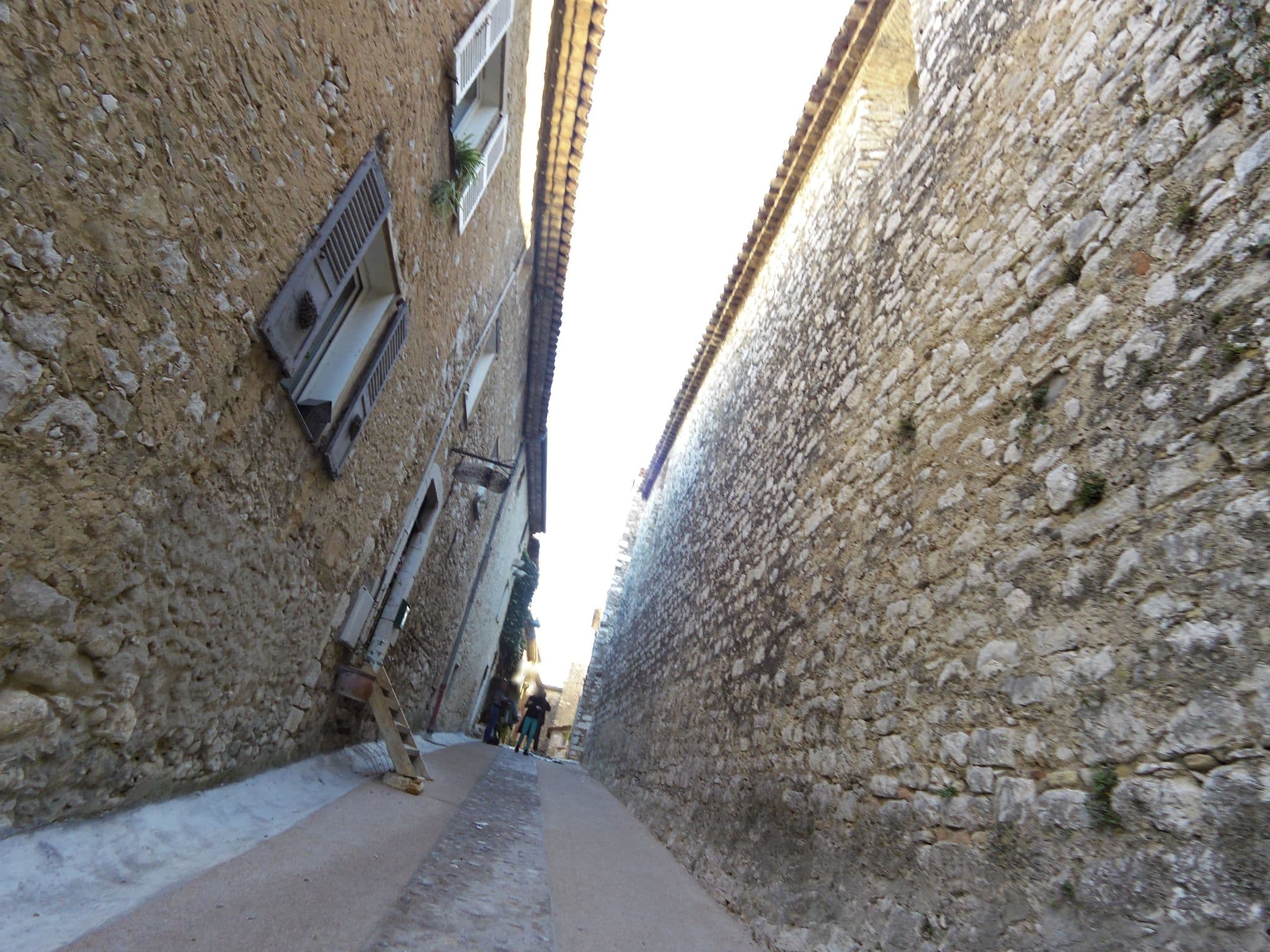 Street view near La Pourtoune, Saint-Paul-de-Vence — © marcuscalabresus (CC BY-SA · Mapillary)