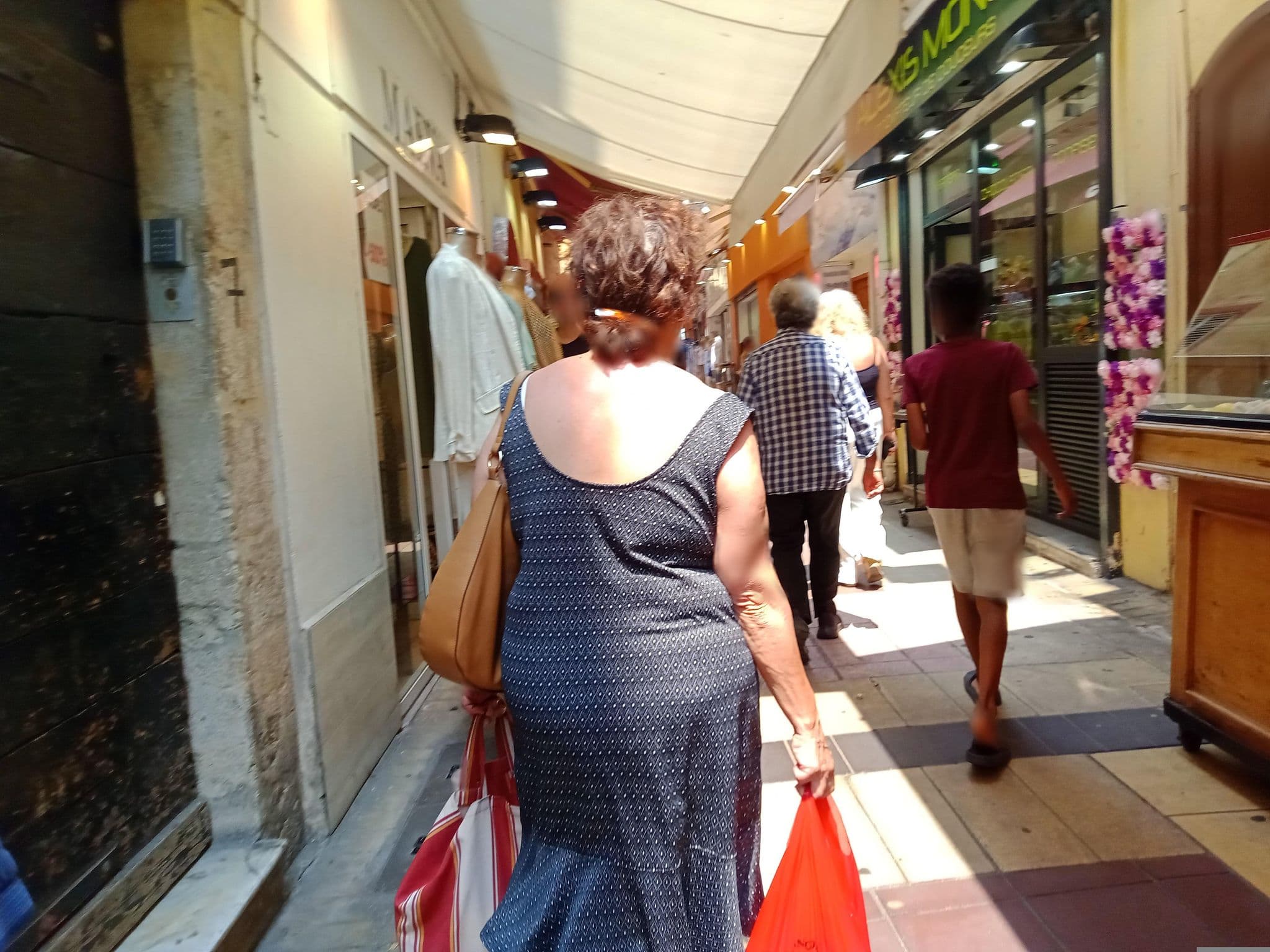 Street view near 2P Vieux Nice Pairolière, Vieille Ville — © annekaro (CC BY-SA · Mapillary)