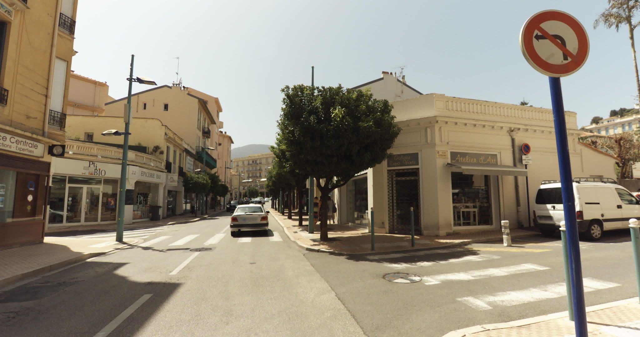 Street view near Hôtel club Vacanciel Menton, Menton — © sogefi (CC BY-SA · Mapillary)