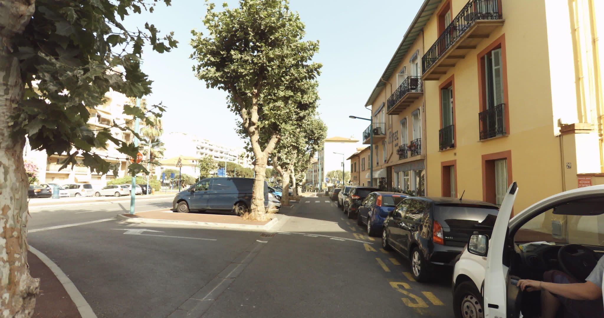Street view near Hotel Parisien Menton, Menton — © sogefi (CC BY-SA · Mapillary)