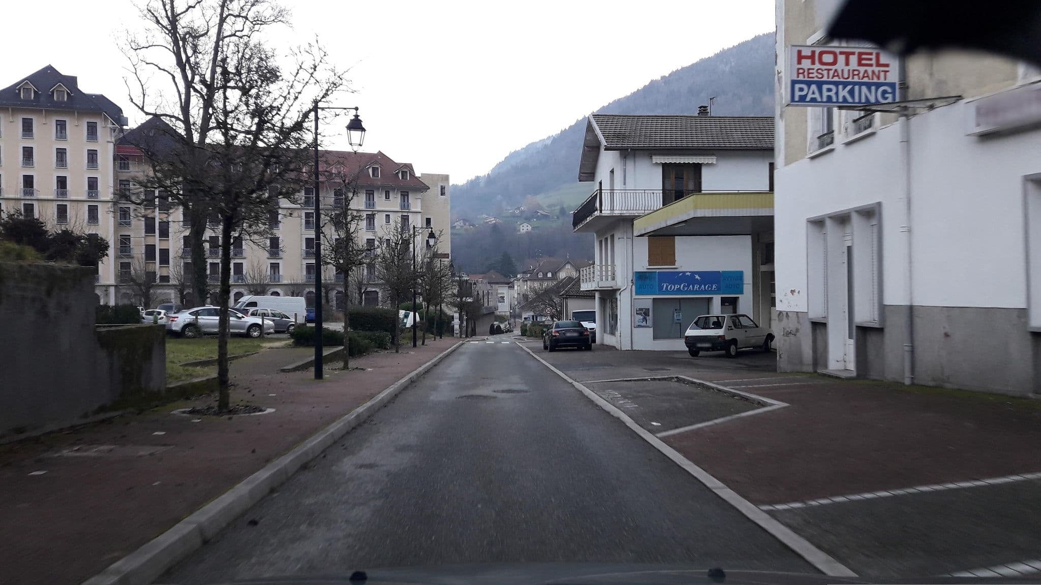 Street view near Hôtel Restaurant du Dauphiné, Allevard — © eric_s (CC BY-SA · Mapillary)