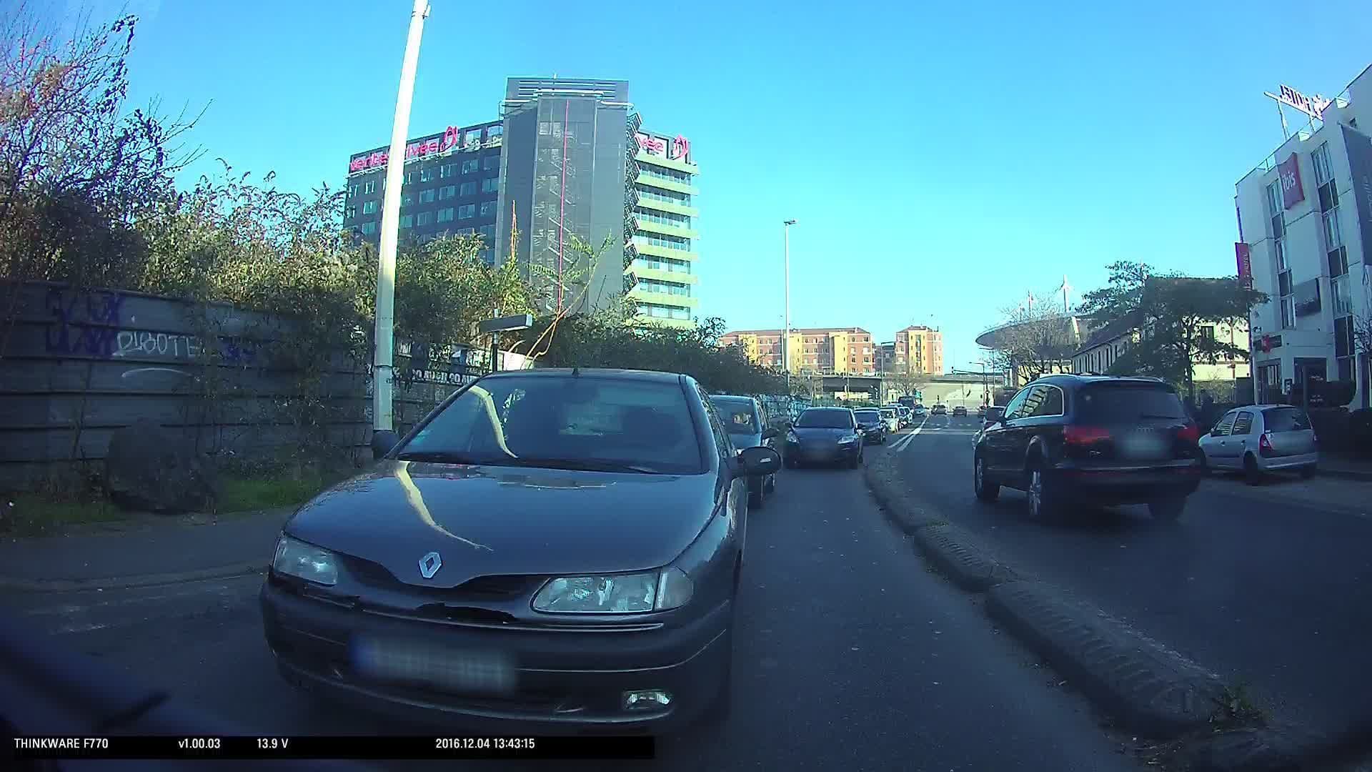 Street view near Ibis, Plaine 1 — © sidjy (CC BY-SA · Mapillary)