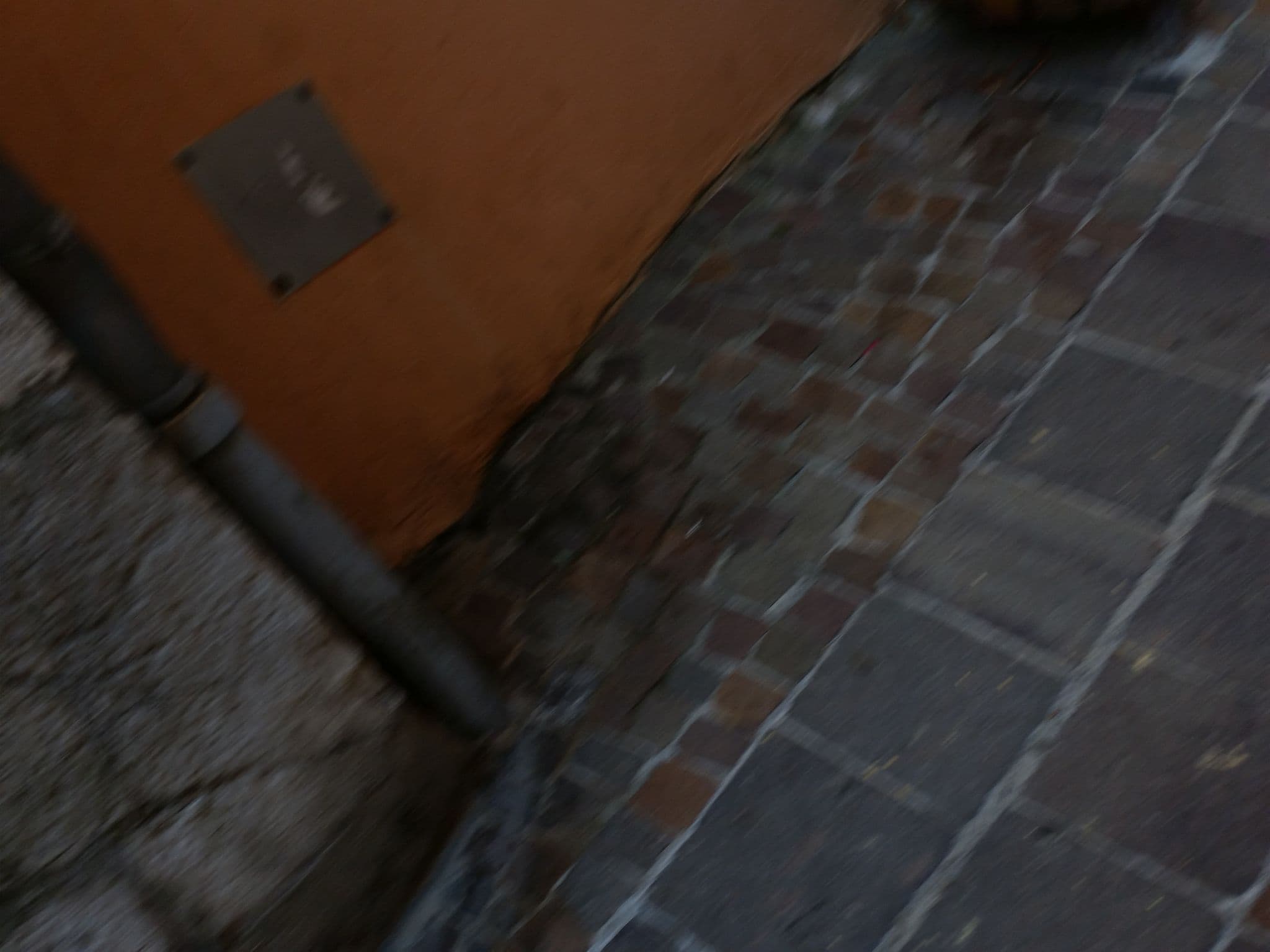Street view near Folk Loft, Annecy — © it_s_so_funny (CC BY-SA · Mapillary)