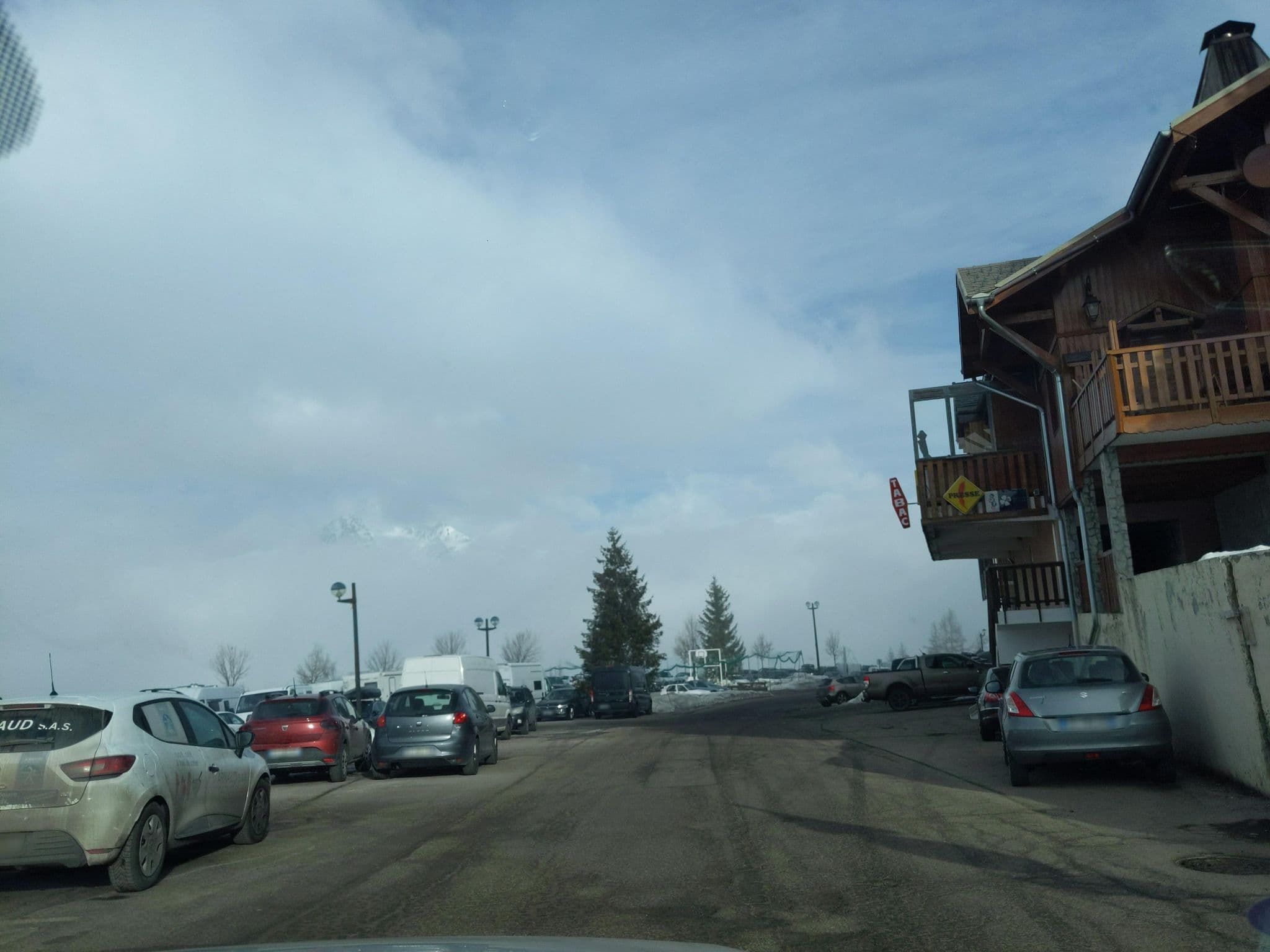 Street view near La Grande Ourse, Bourg-Saint-Maurice — © alexmodesto73 (CC BY-SA · Mapillary)