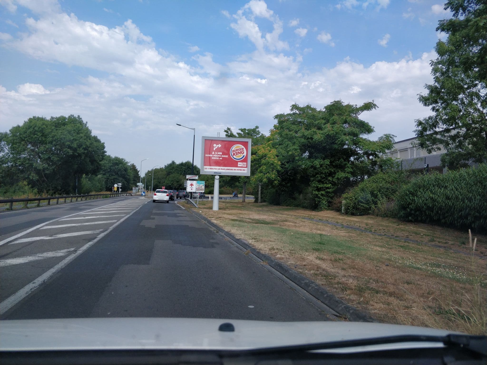 Street view near Campanile, Saint-Sébastien-sur-Loire — © mgageo (CC BY-SA · Mapillary)