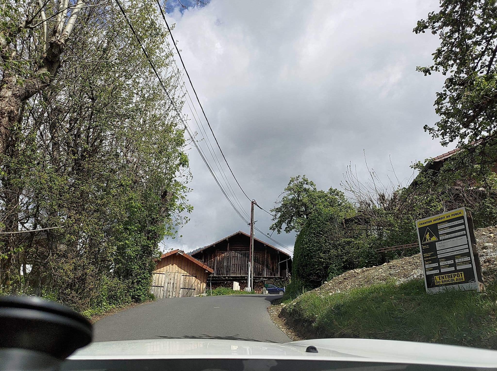 Street view near Le Manège Ouest, Saint-Gervais-les-Bains — © MatthieuF4FNE (CC BY-SA · Mapillary)