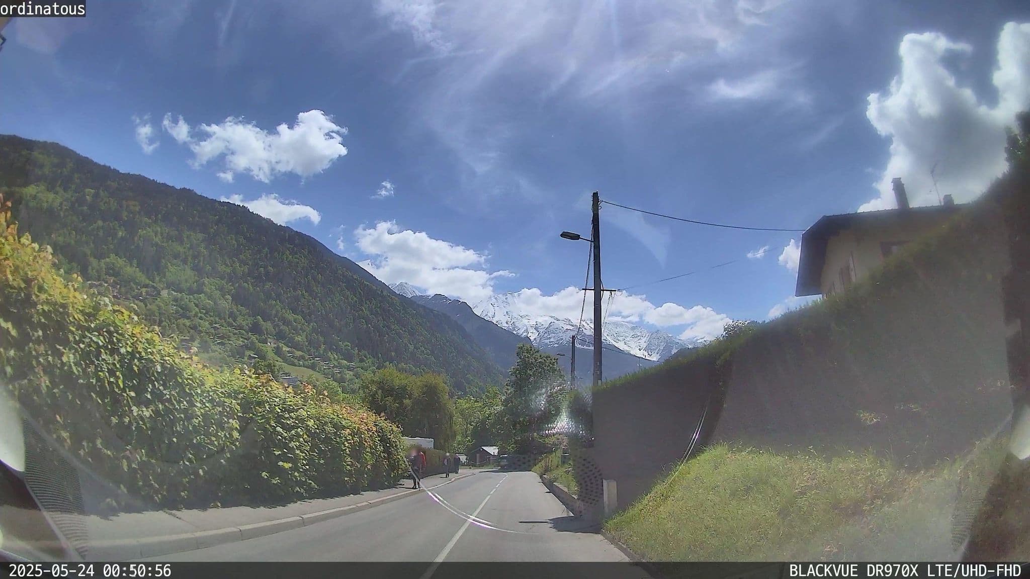 Street view near Chalet Hôtel les Soldanelles, Saint-Gervais-les-Bains — © ordinatous (CC BY-SA · Mapillary)