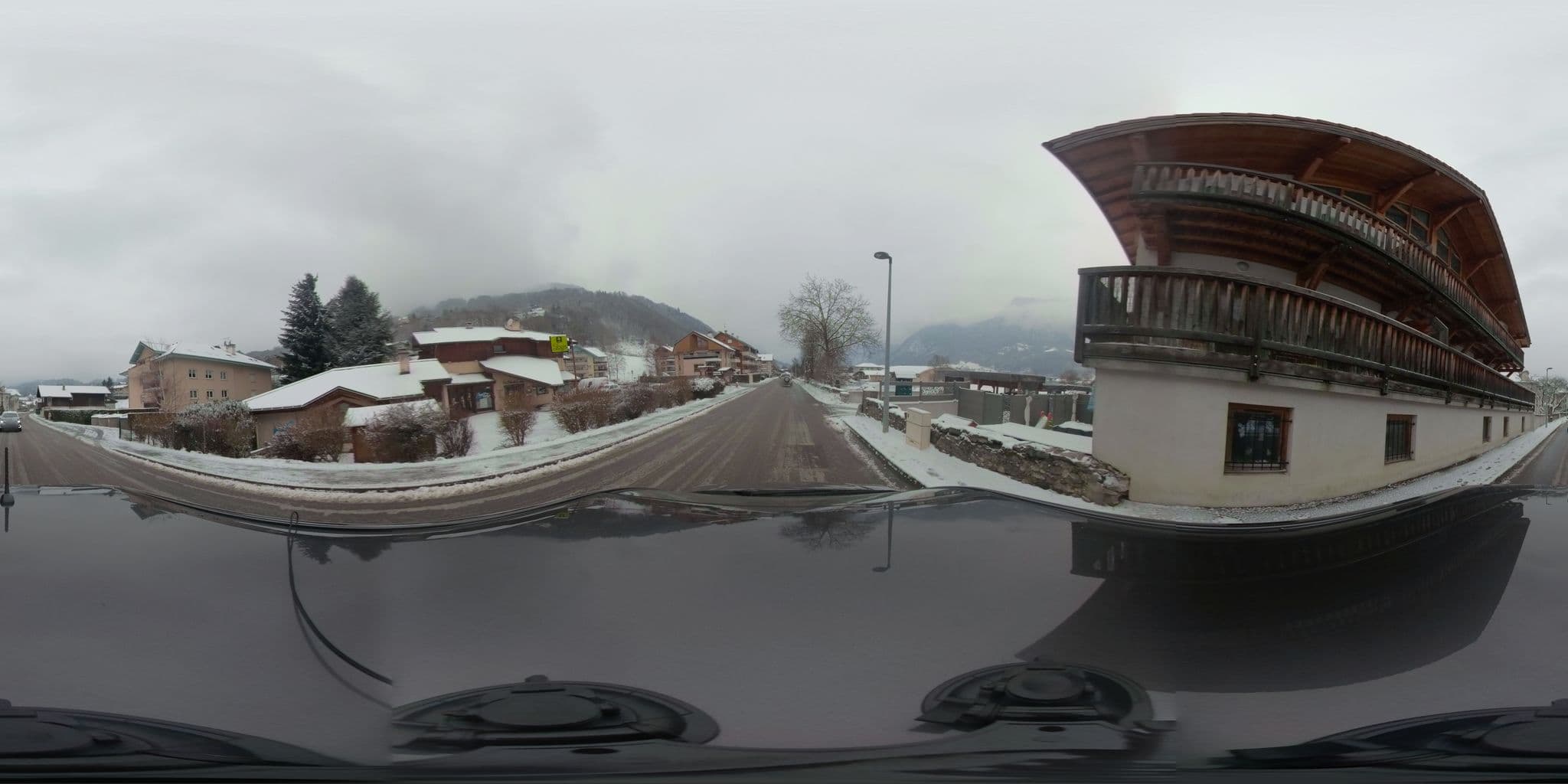 Street view near Les Prés du Rosay, Sallanches — © u4y0u (CC BY-SA · Mapillary)