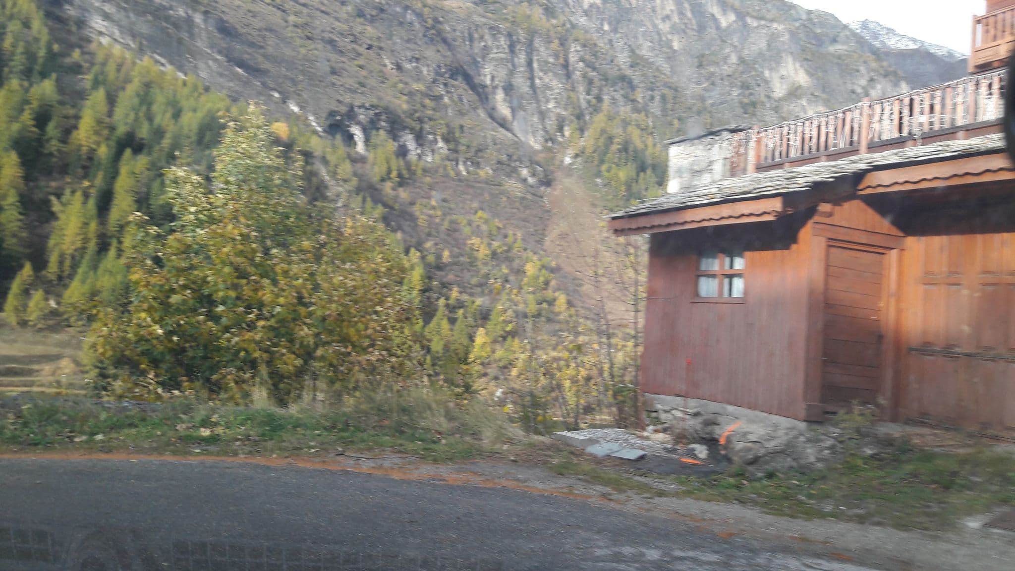 Street view near le bullou, Tignes — © alexmodesto73 (CC BY-SA · Mapillary)