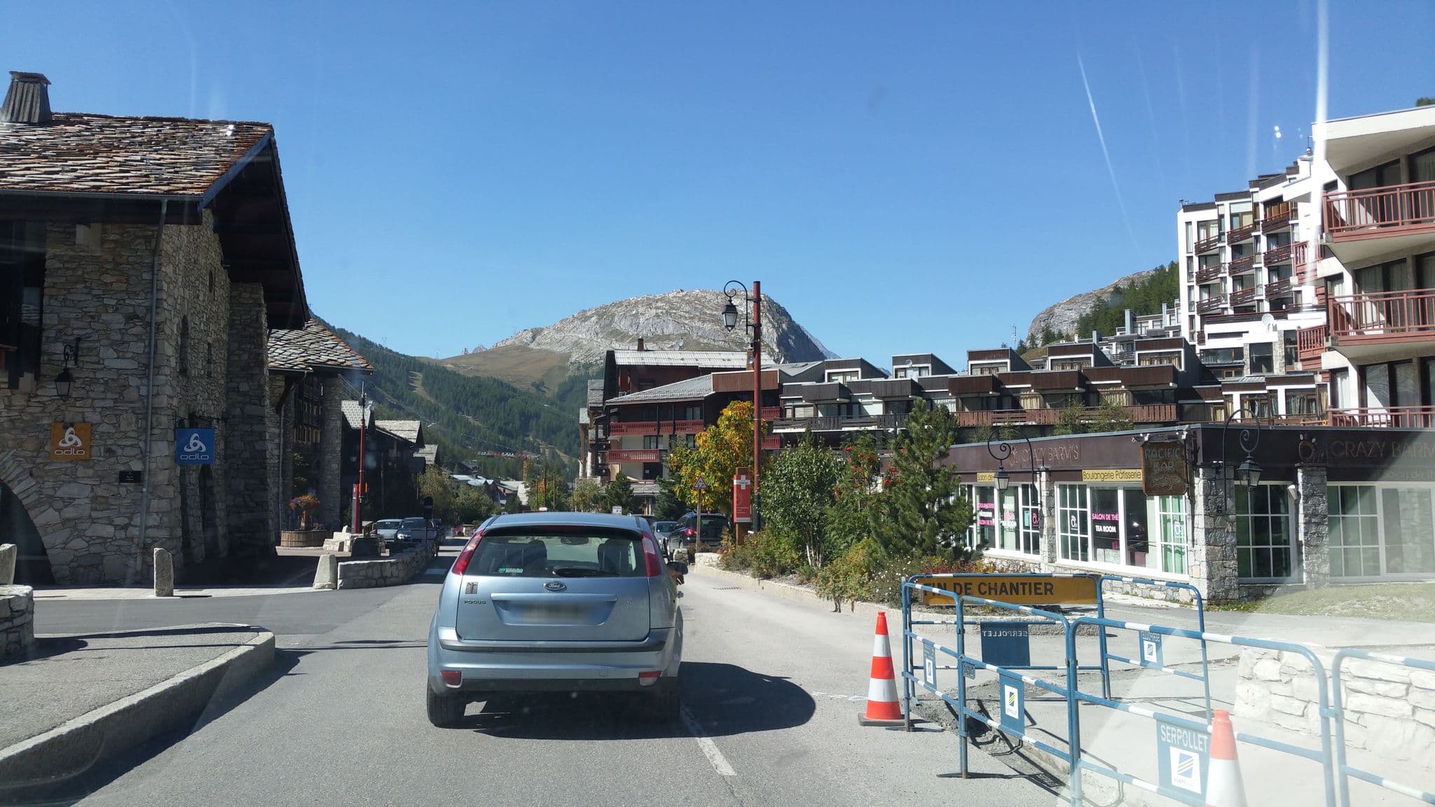 Street view near Val Chalet Hôtel, Val-d'Isère — © alexmodesto73 (CC BY-SA · Mapillary)