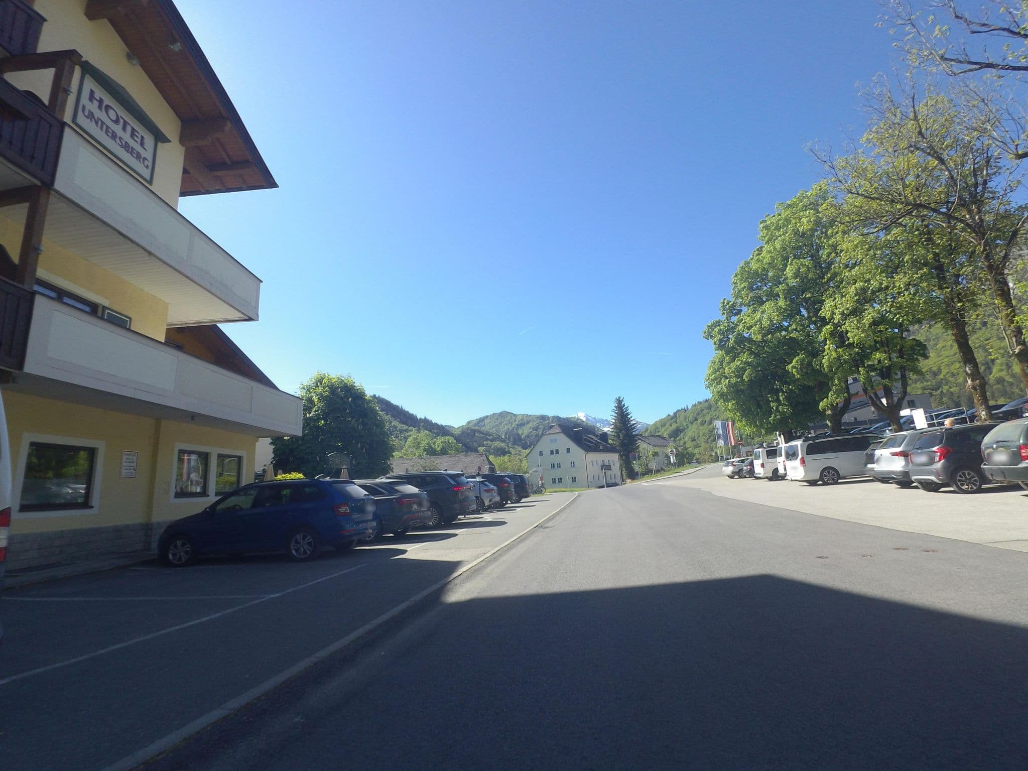 Street view near Hotel Untersberg, Grödig — © schermy_at (CC BY-SA · Mapillary)