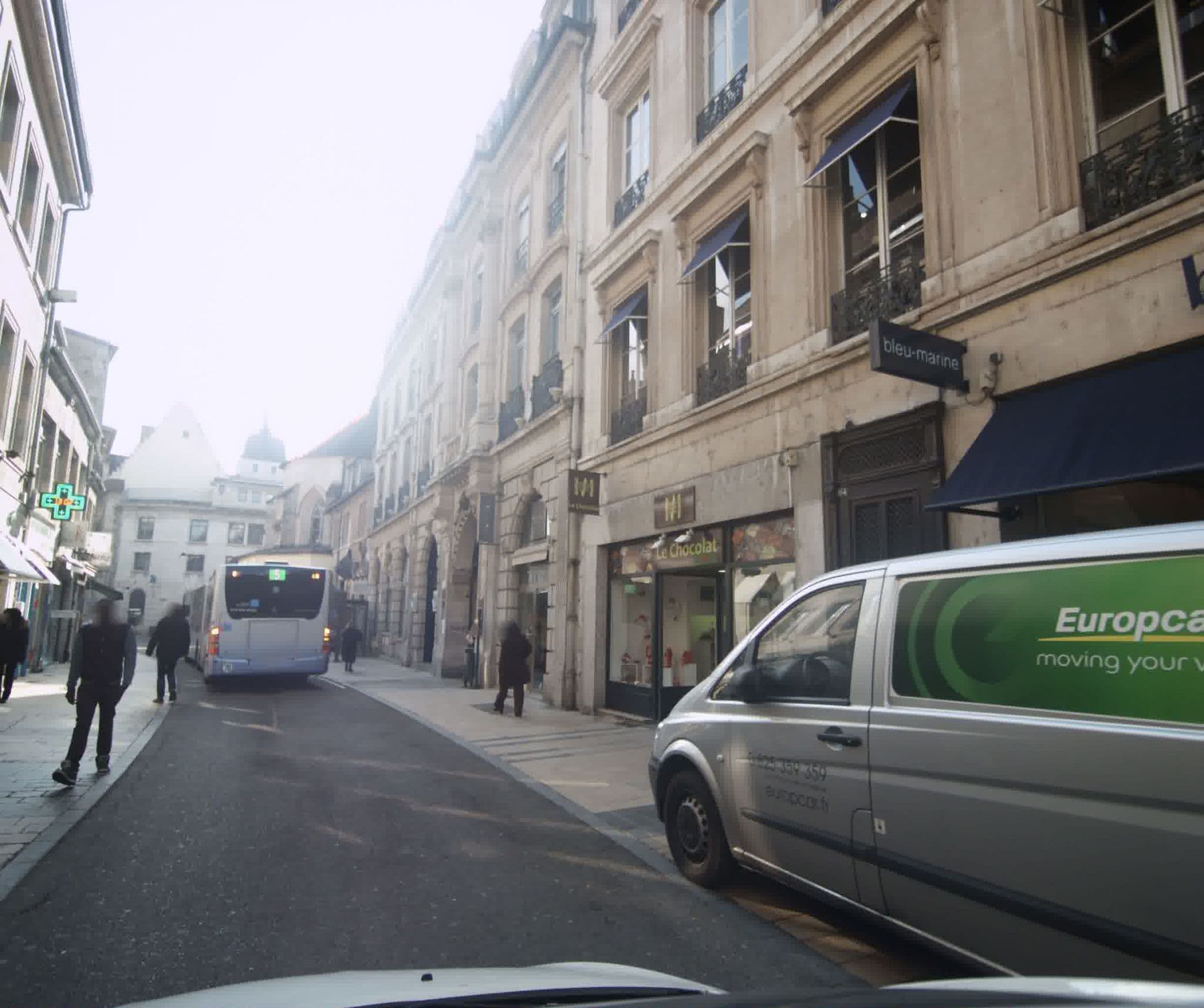 Street view near Hôtel Granvelle Besancon, Besançon — © sogefi (CC BY-SA · Mapillary)