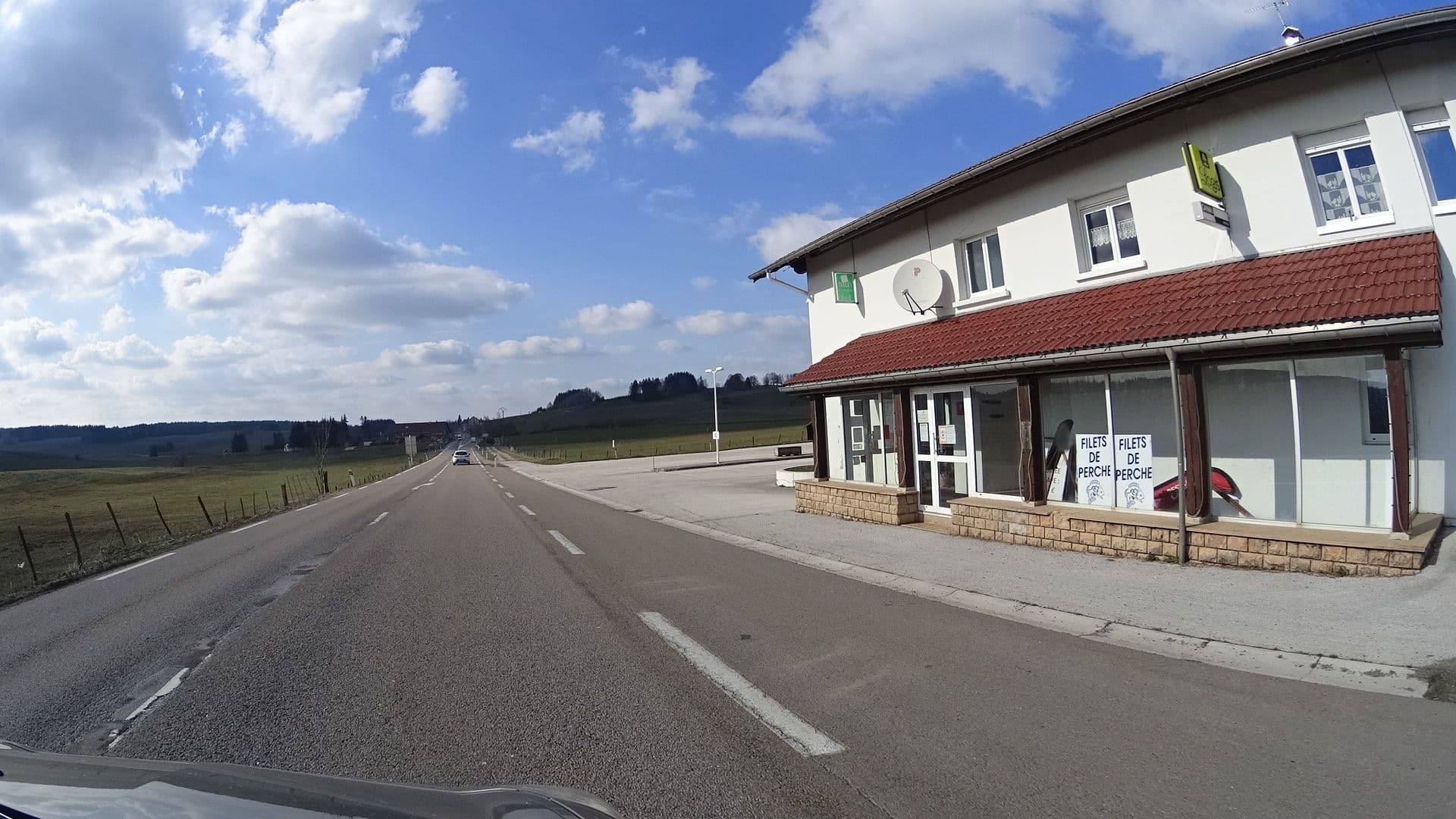Street view near Ferme Hôtels de La Vrine, Doubs — © tanonin (CC BY-SA · Mapillary)