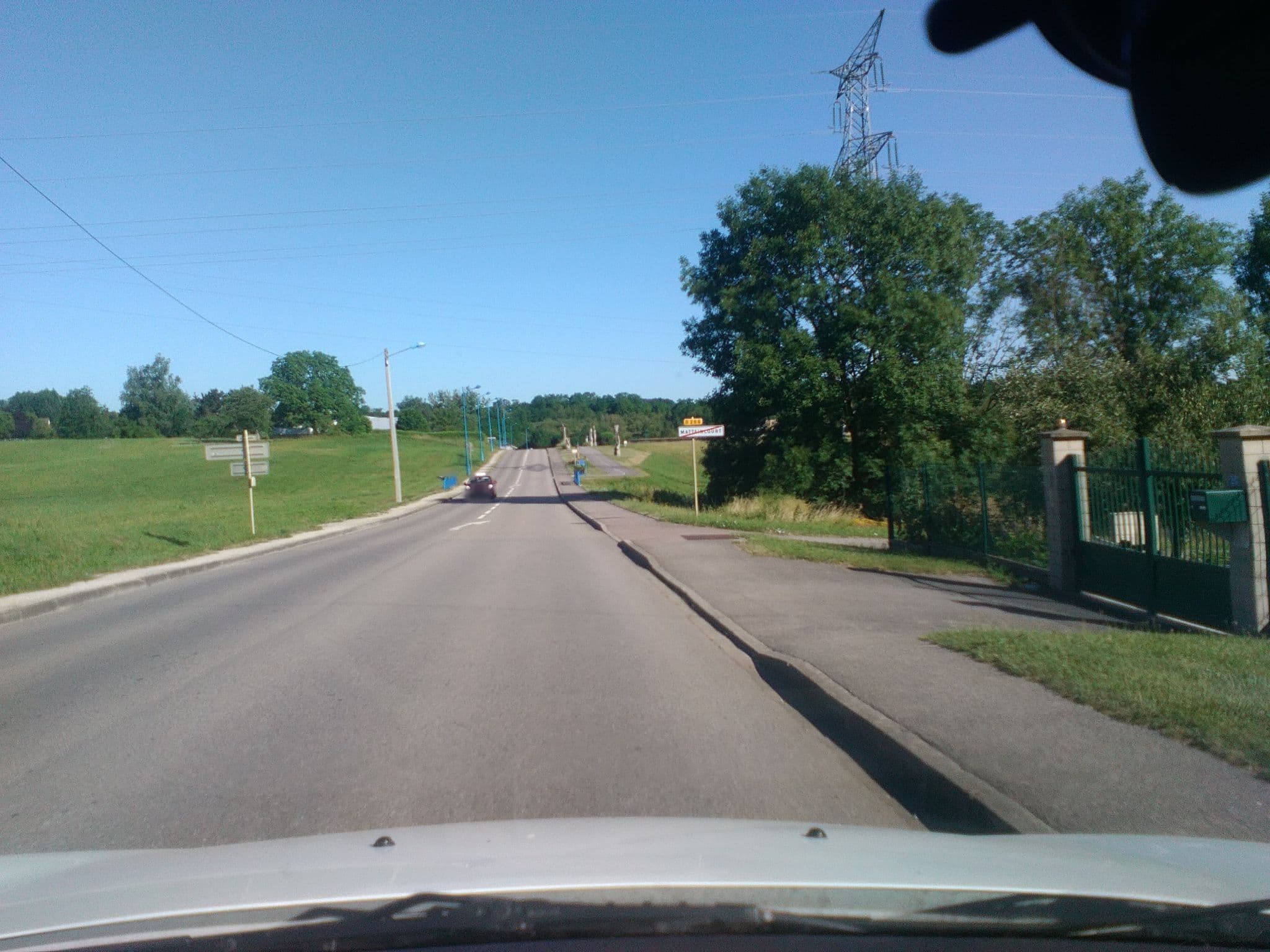 Street view near Maison d'Accueil Spécialisée la Petite Praye, Mirecourt — © blap (CC BY-SA · Mapillary)