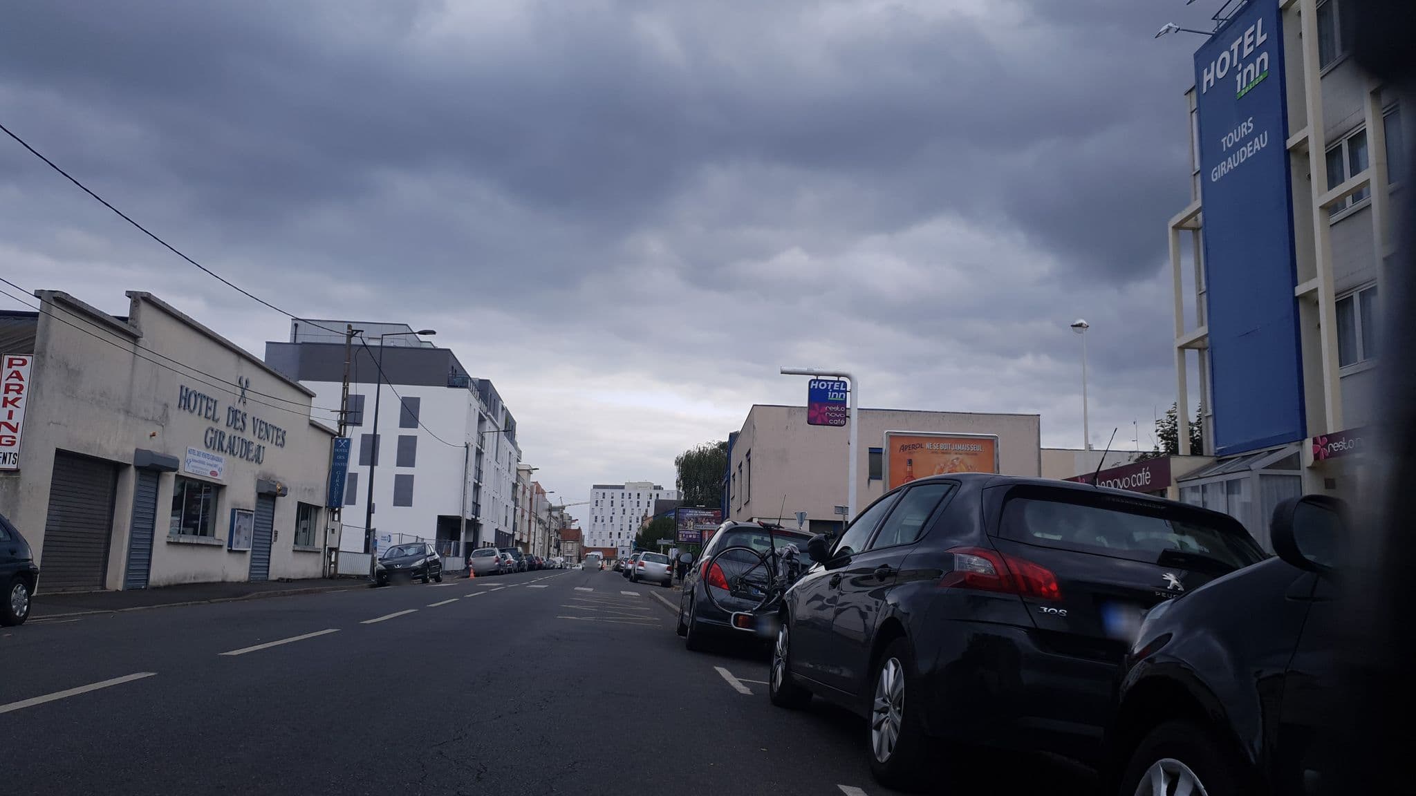 Street view near Ibis Hôtels, La Riche — © mattboll (CC BY-SA · Mapillary)
