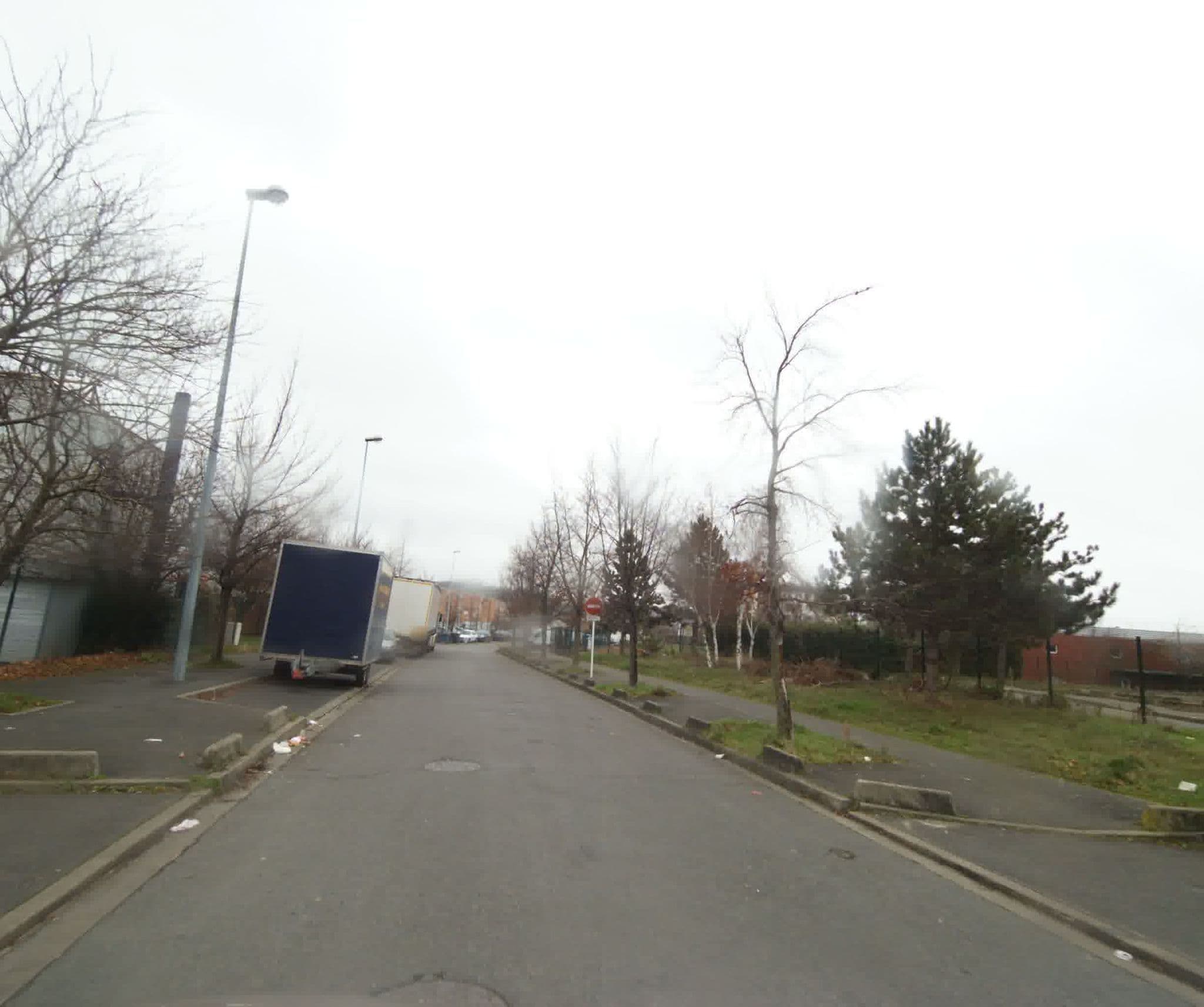Street view near Ibis Budget, Ablon-sur-Seine — © sogefi (CC BY-SA · Mapillary)